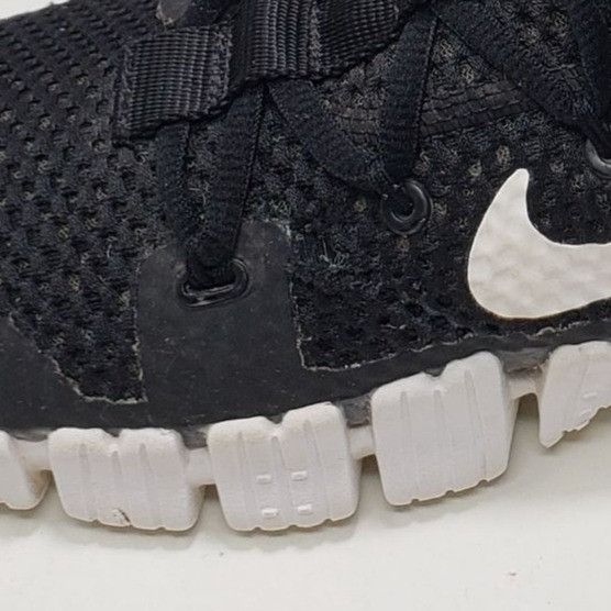 Nike Nike Free Metcon 3 Black performance shoes sneakers Mens 11. Size US 11.5 / EU 44-45 - 7 Thumbnail