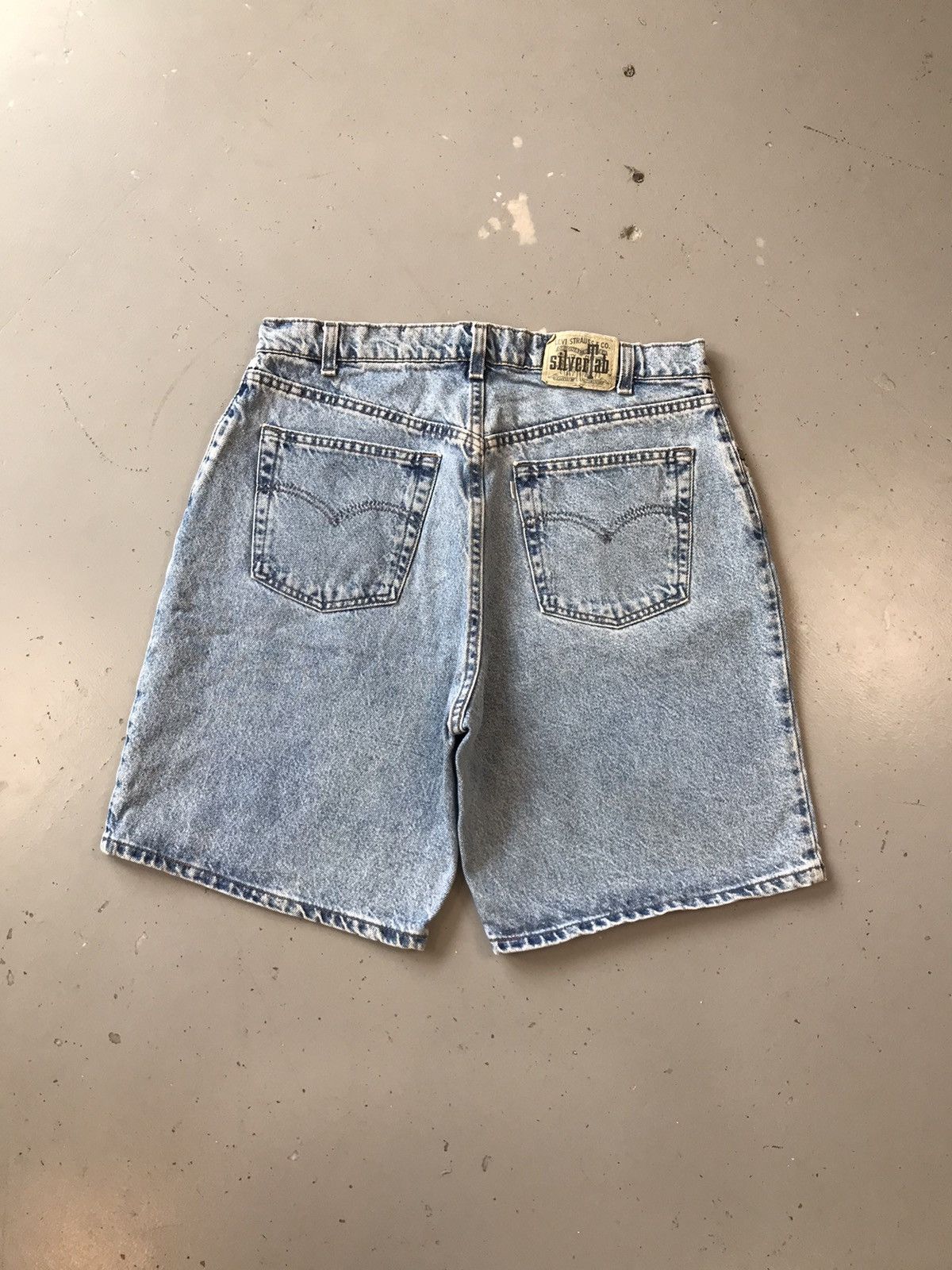 Levi's × Vintage Vintage Levi’s Strauss & co. silver tab denim jort Size US 34 / EU 50 - 2 Thumbnail
