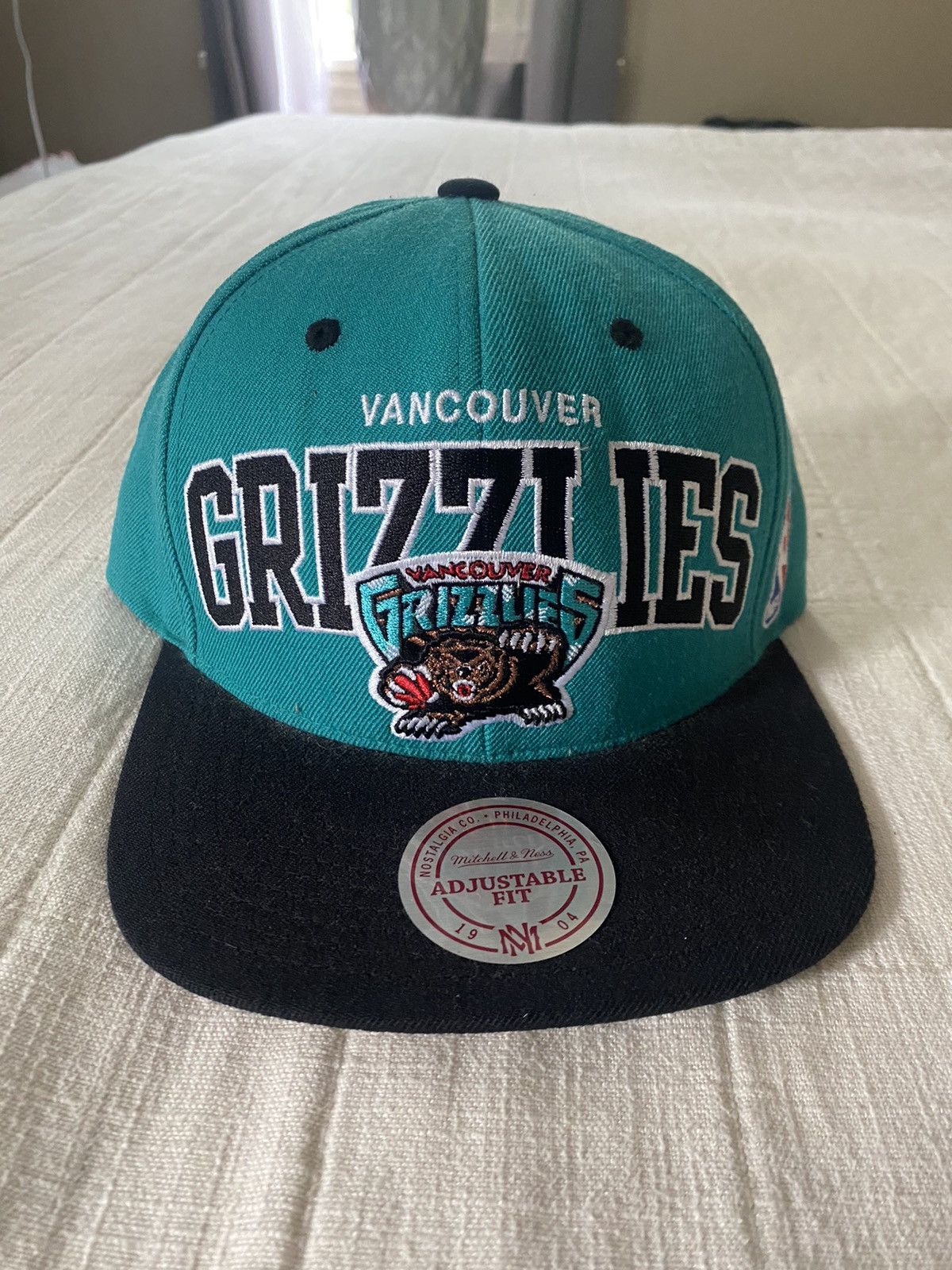 Mitchell & Ness × NBA × Vintage Vancouver grizzly’s SnapBack Size ONE SIZE - 1 Thumbnail