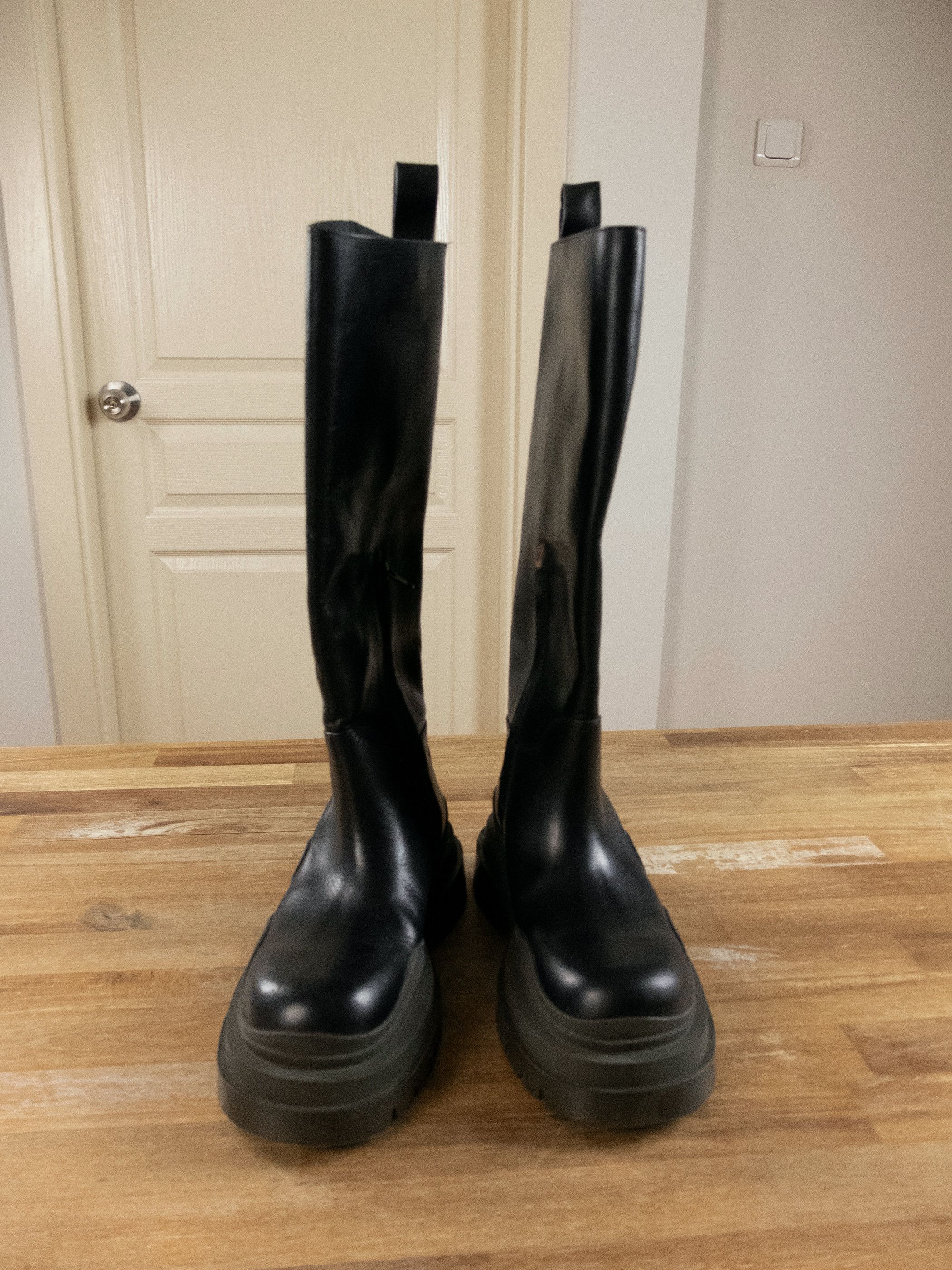 Bottega Veneta BOTTEGA VENETA Tire black green leather tall boots 8 38 q Size US 8 / IT 38 - 4 Thumbnail