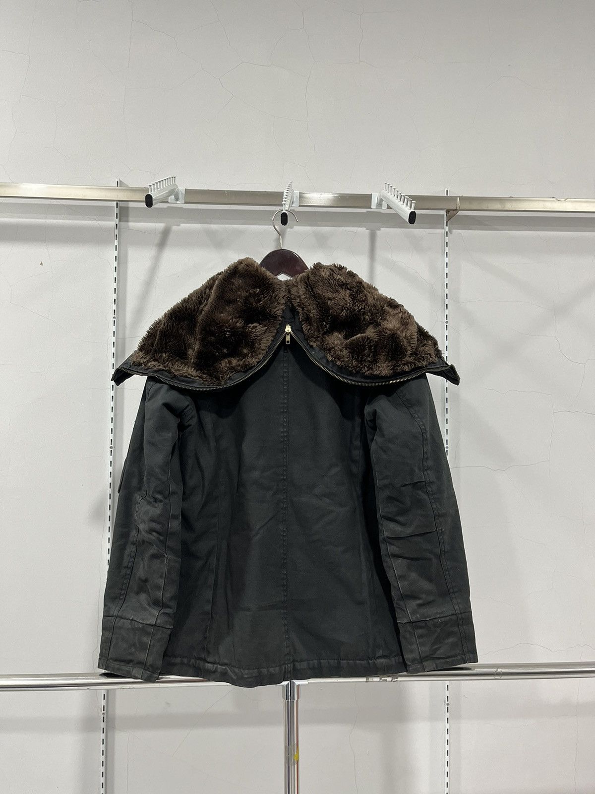 Versace Jeans Couture Versace Jeans Couture Fur Parka Canvas Duck Material Size US L / EU 52-54 / 3 - 3 Thumbnail