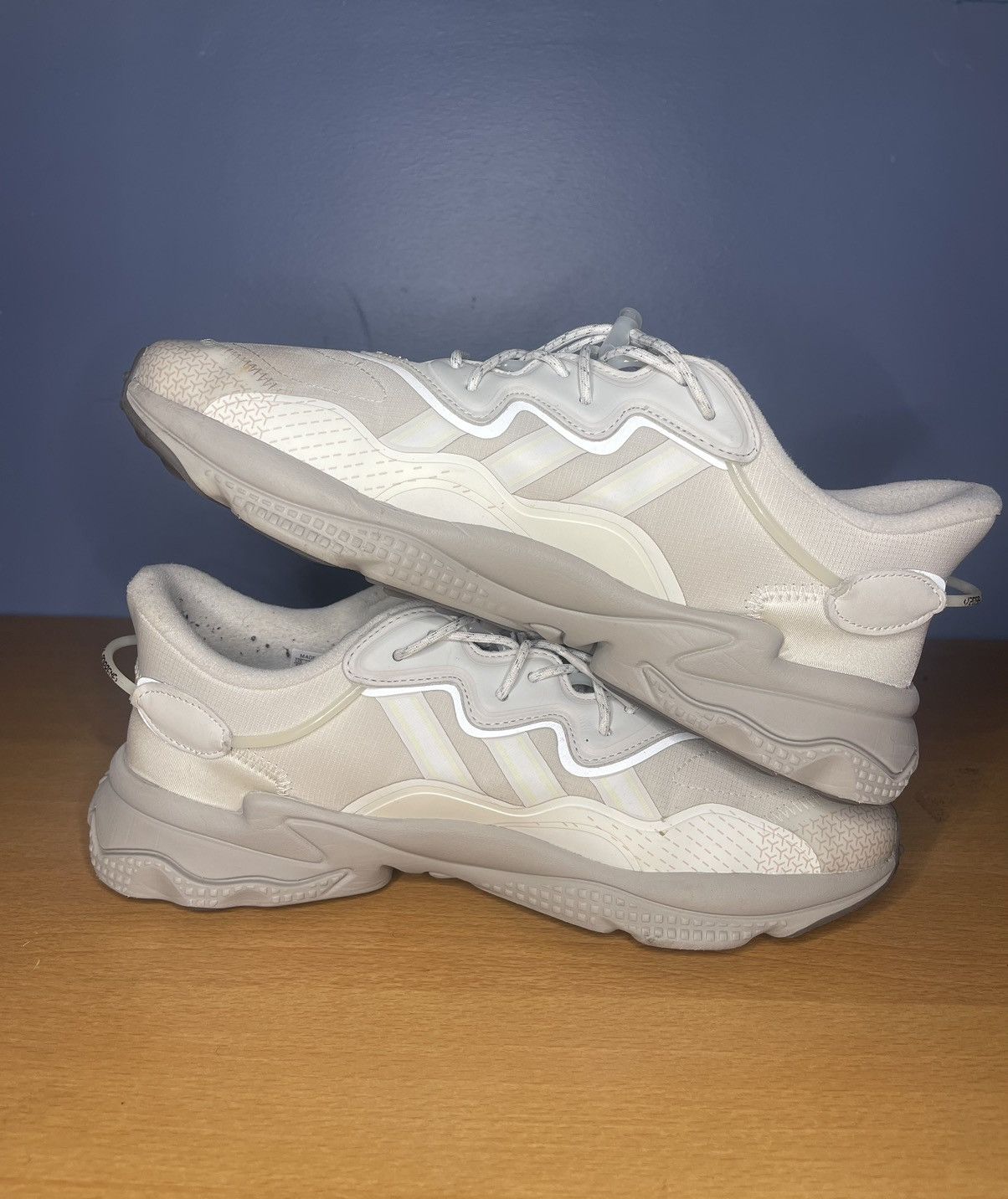 Adidas Adidas Ozweego Size US 11 / EU 44 - 3 Thumbnail