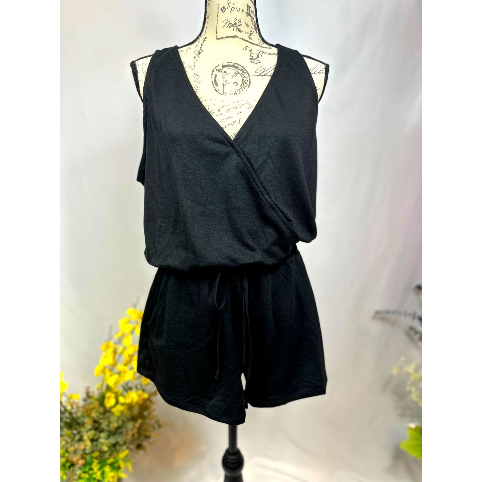 Other LBLC the Label Lauren Romper Drawstring Waist Pocket Black M Size 27" / US 4 / IT 40 - 5 Thumbnail