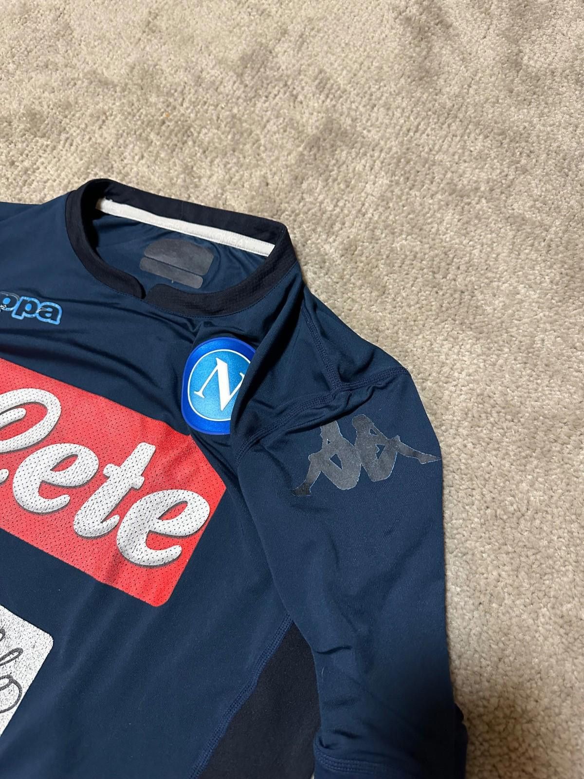 Kappa SSC NAPOLI 2017/18 THIRD FOOTBALL SHIRT KAPPA KOMBAT JERSEY Size US L / EU 52-54 / 3 - 4 Thumbnail