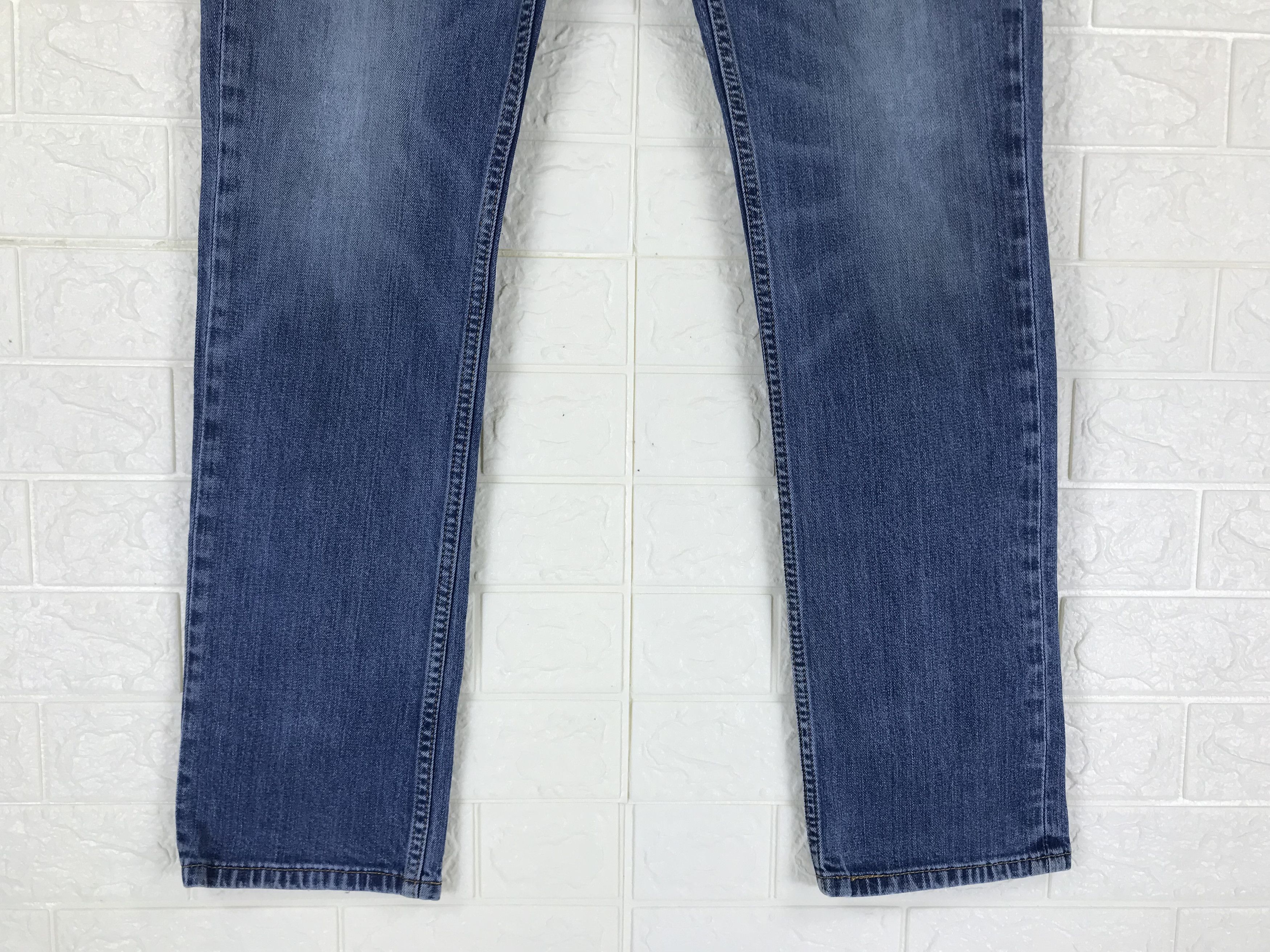 Levi's Vintage Levi's 511 Slim Cut Jeans Blue Washed Denim Size US 36 / EU 52 - 4 Thumbnail