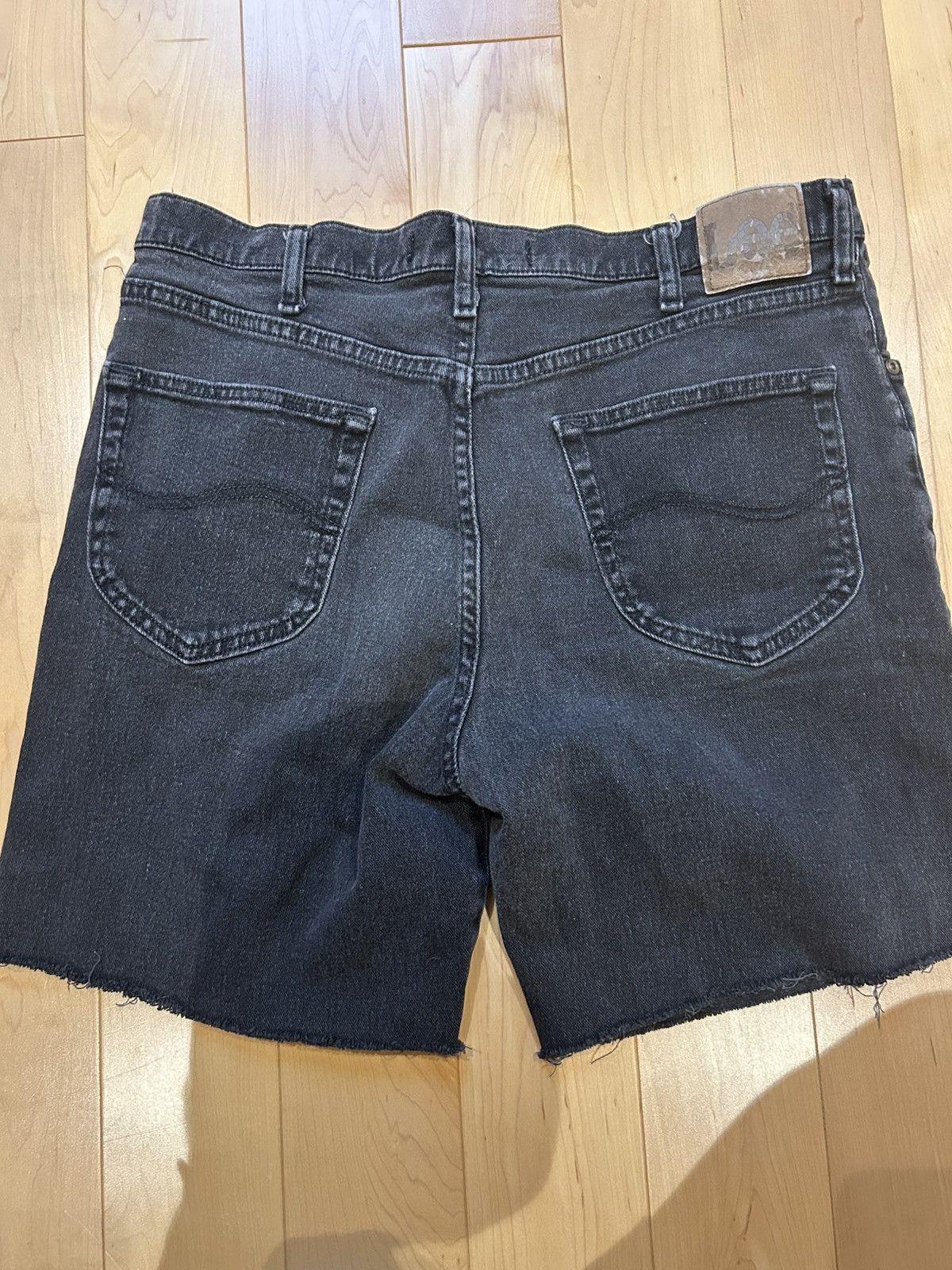 Lee Lee cutoff shorts Size US 36 / EU 52 - 3 Thumbnail