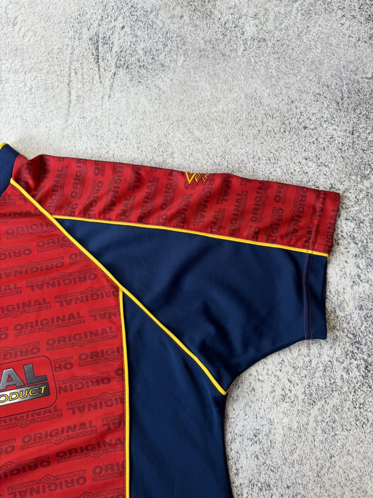 Umbro Vintage Umbro Original Training Product Shirt Mens Crew Size US XL / EU 56 / 4 - 10 Thumbnail