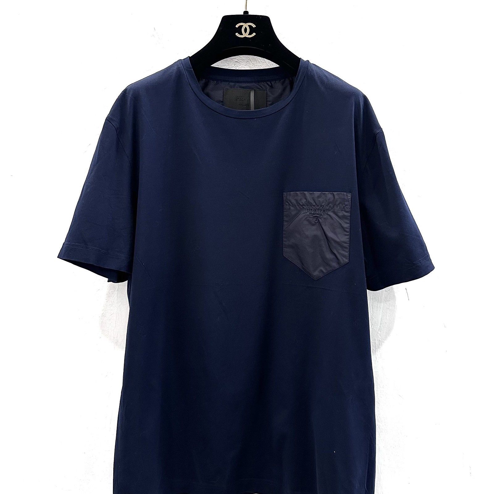 Prada Prada Pocket Logo T-Shirt Size XL Size US XL / EU 56 / 4 - 1 Thumbnail