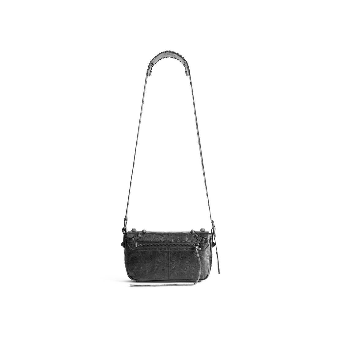 Balenciaga o1srvl11e0825 Size: OS / Le Cagole Men XS Flap Bag Size ONE SIZE - 4 Thumbnail