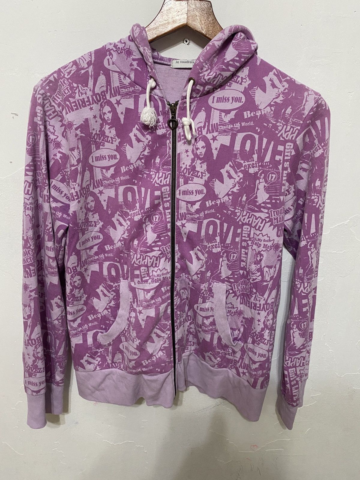Japanese Brand Japanese brand often compared to Hysteric Glamour aesthetics Size US S / EU 44-46 / 1 - 5 Thumbnail