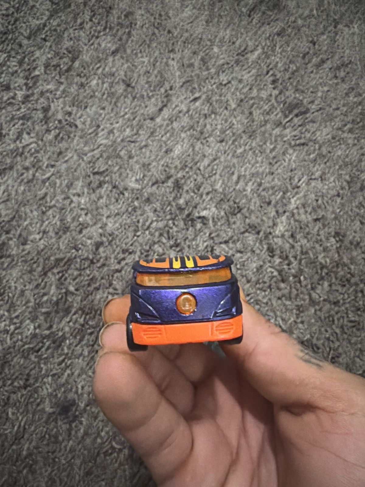 Vintage 2005 Mattel Hot Wheels Qombee Size ONE SIZE - 4 Thumbnail