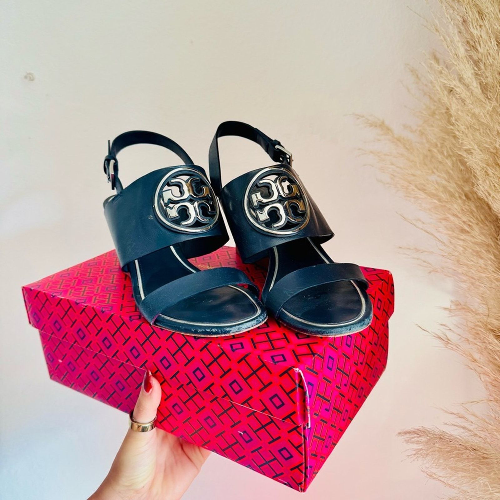 Tory Burch TORY BURCH Navy Blue Leather Silver Miller Wedge $350 Sandal Size US 8.5 / IT 38.5 - 2 Thumbnail