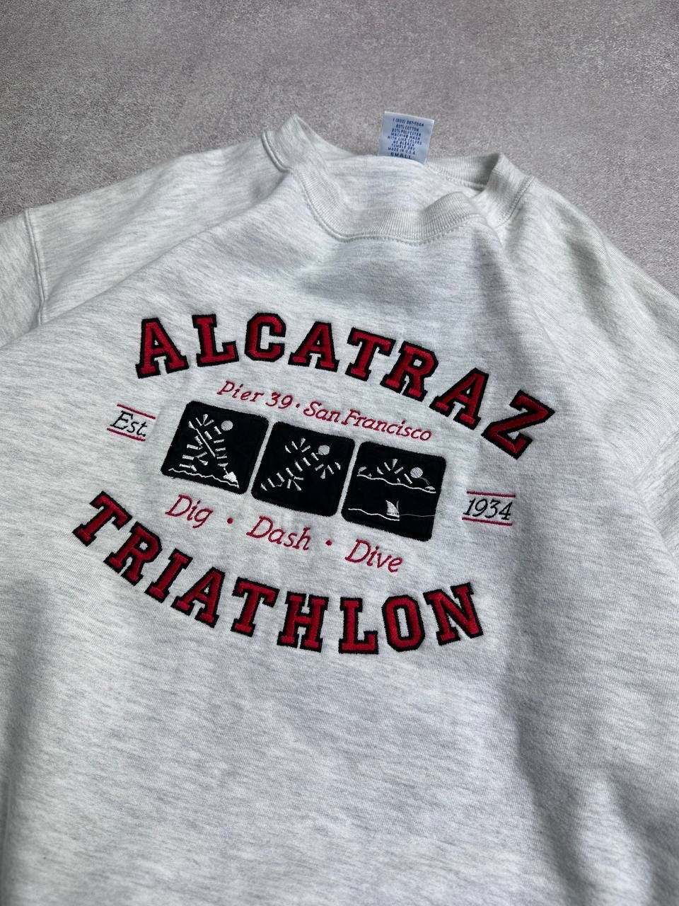 Vintage Vintage 90s Alcatraz Triatlon Boxy Sweatshirt S Size US S / EU 44-46 / 1 - 3 Thumbnail