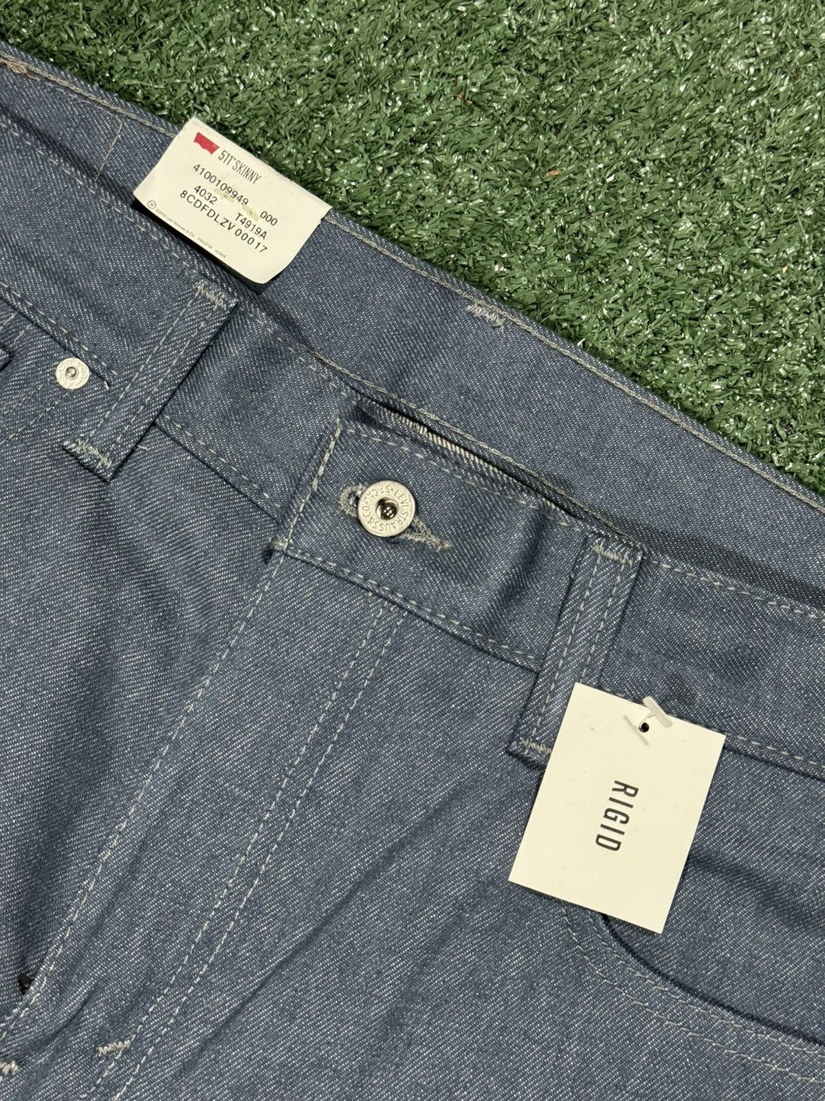 Levi's Levi’s 511 Skinny in Shrink to Fit Rigid Blue Size US 36 / EU 52 - 2 Thumbnail