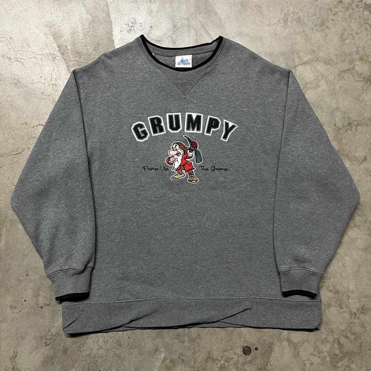 Disney × Mickey Mouse × Vintage Vintage Y2K Disneyland GRUMPY Embroidered Sweater Size US XXL / EU 58 / 5 - 2 Thumbnail