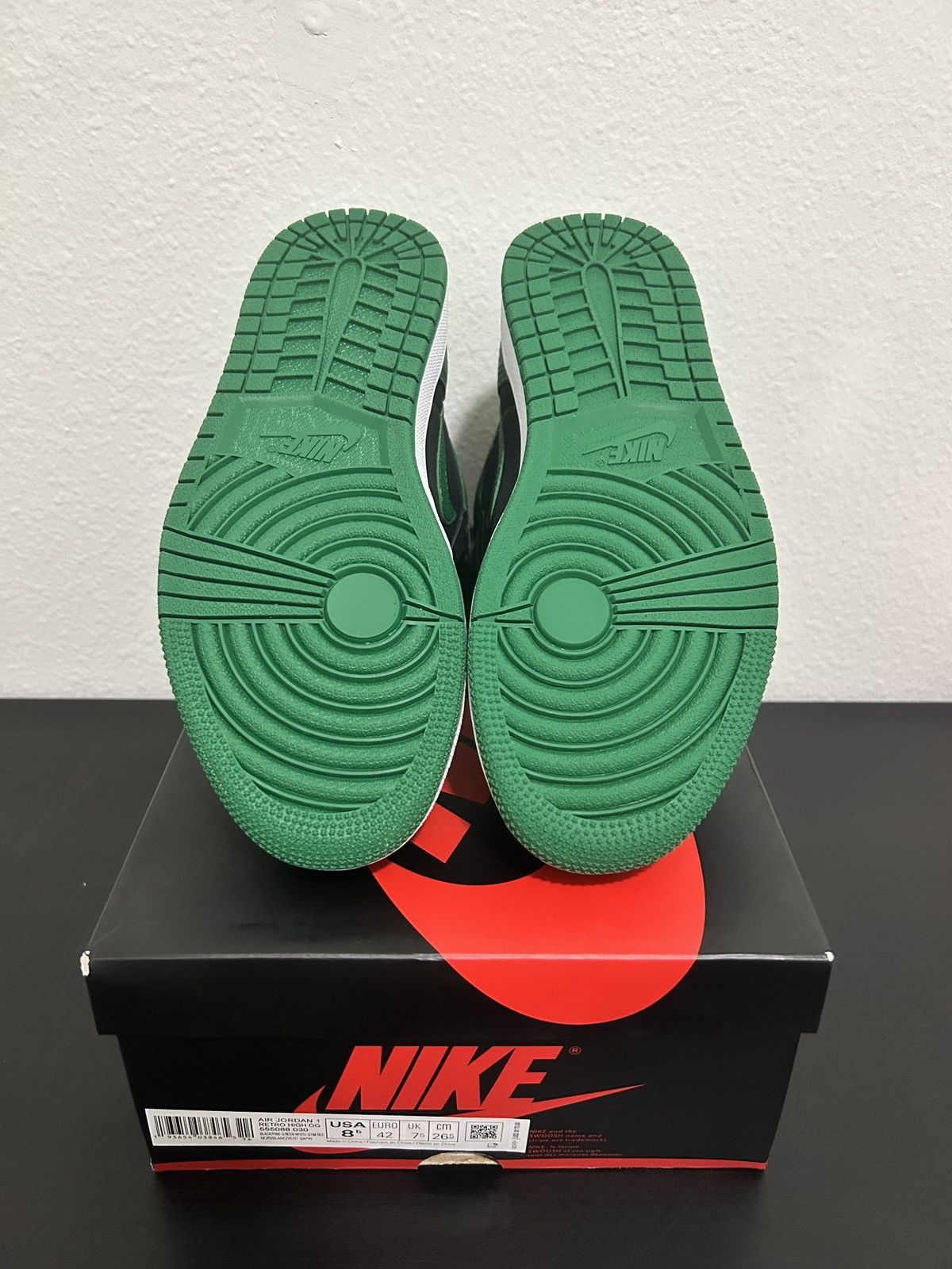 Jordan Brand Jordan 1 High Pine Green Size US 8.5 / EU 41-42 - 7 Thumbnail