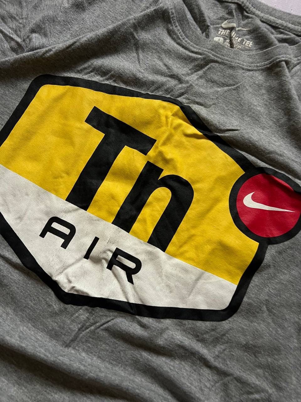 Nike Nike T-Shirt Mens TN Air Short Sleeve Crew Neck S Vintage Size US S / EU 44-46 / 1 - 3 Thumbnail