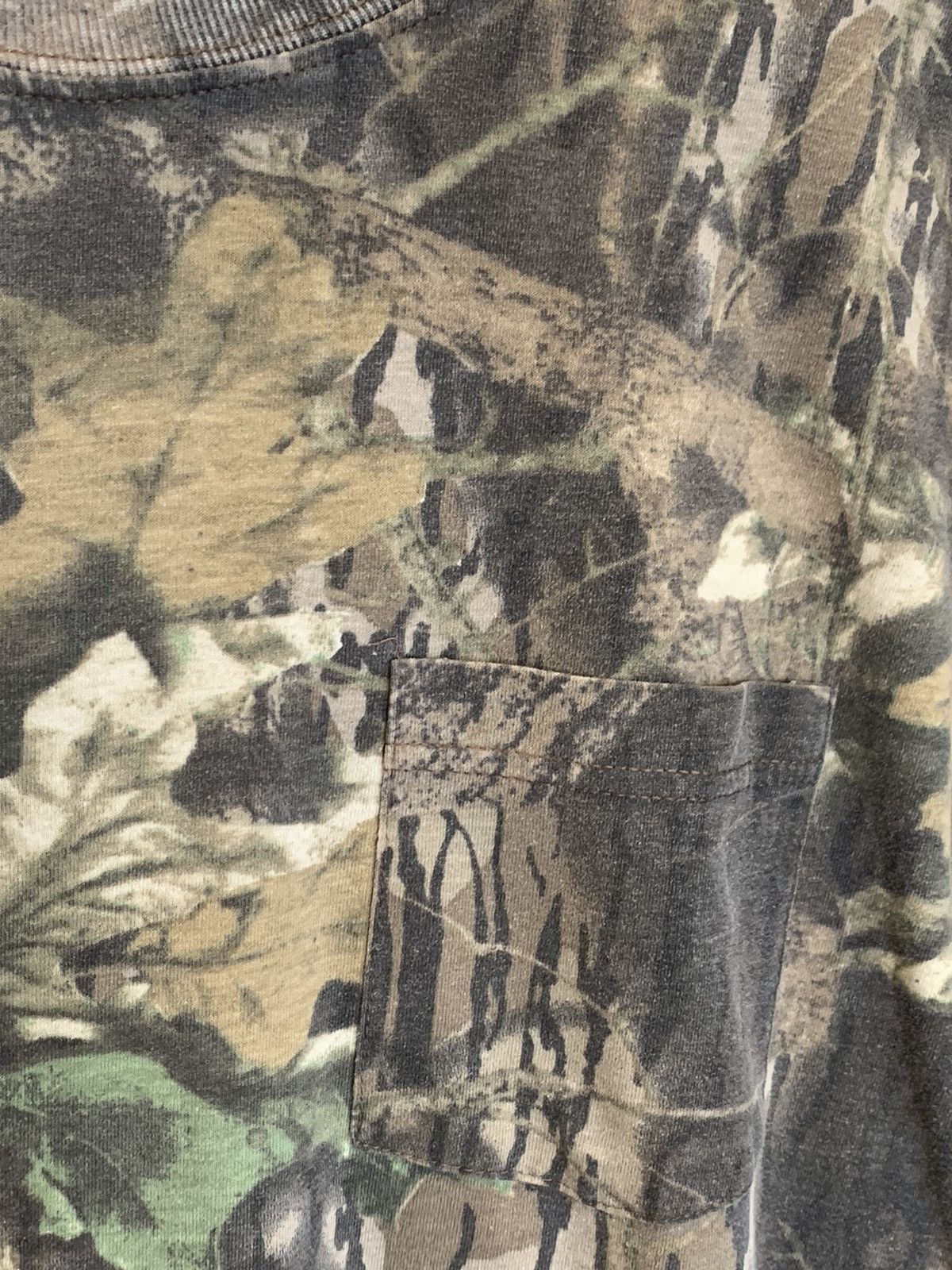 Mossy Oaks × Vintage *RARE* Vintage Mossy Oak Camo Long Sleeve Pocket T-Shirt XL Size US XL / EU 56 / 4 - 5 Thumbnail