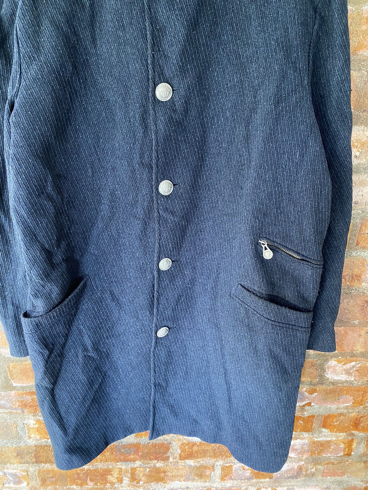 Versace Jeans Couture 🔥RARE 1990s Versace Button Medusa head detailing long iacket Size US M / EU 48-50 / 2 - 4 Thumbnail