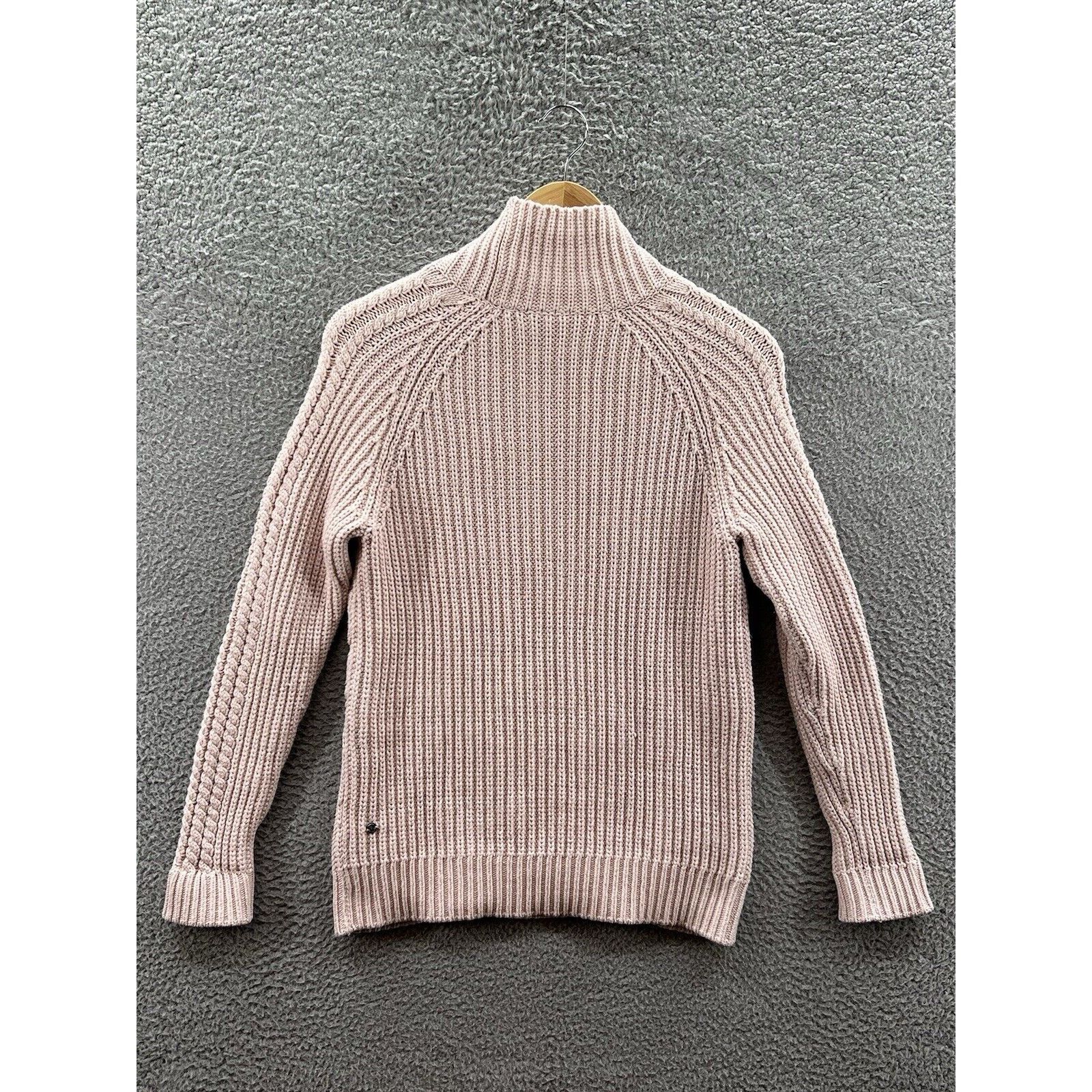 Lululemon Lululemon Pink Raglan Sleeve High Cable Neck Knit Sweater 2 Size XS / US 0-2 / IT 36-38 - 2 Thumbnail