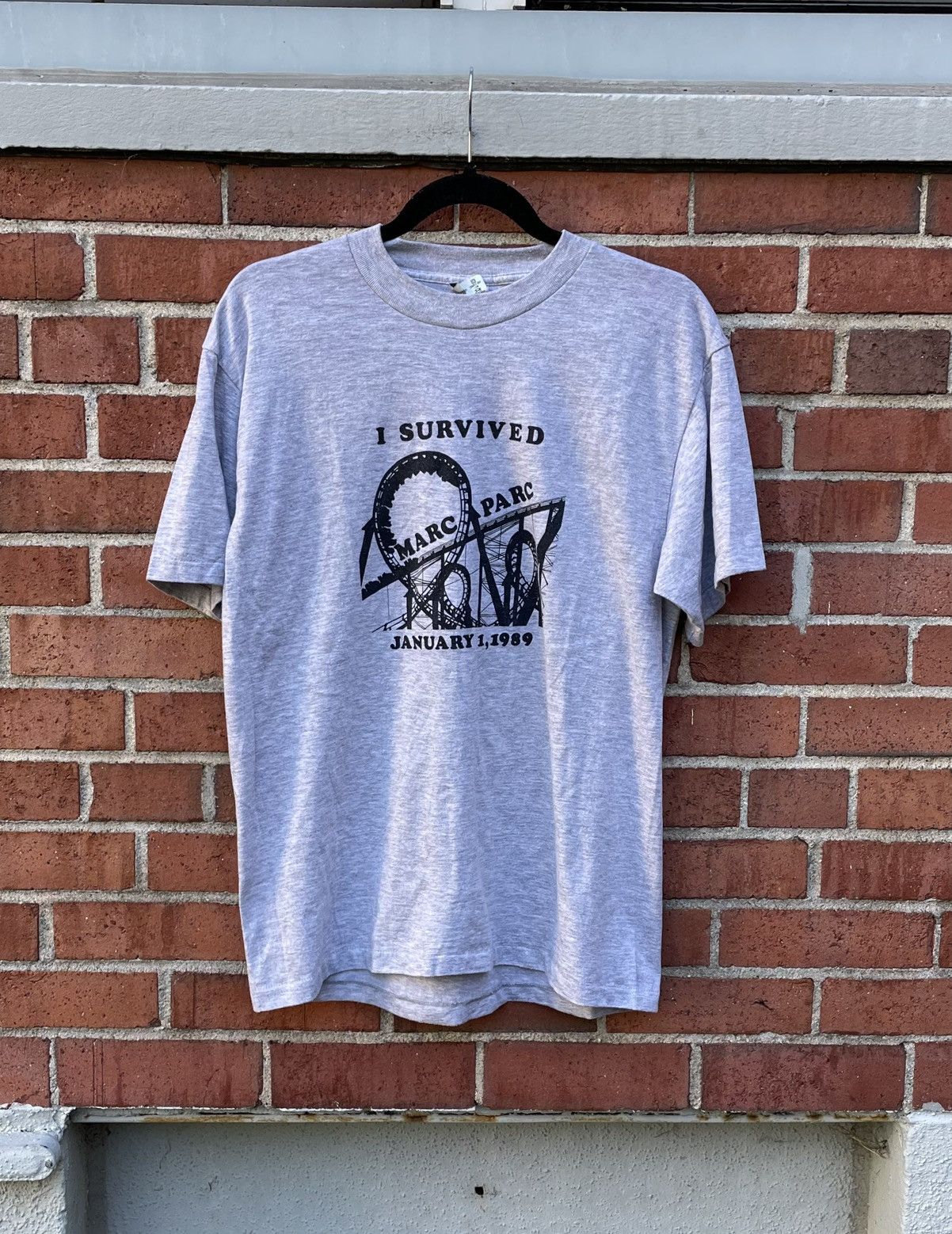 Vintage 1989 “I Survived Marc Parc” Roller Coaster T Shirt Size US XL / EU 56 / 4 - 1 Thumbnail