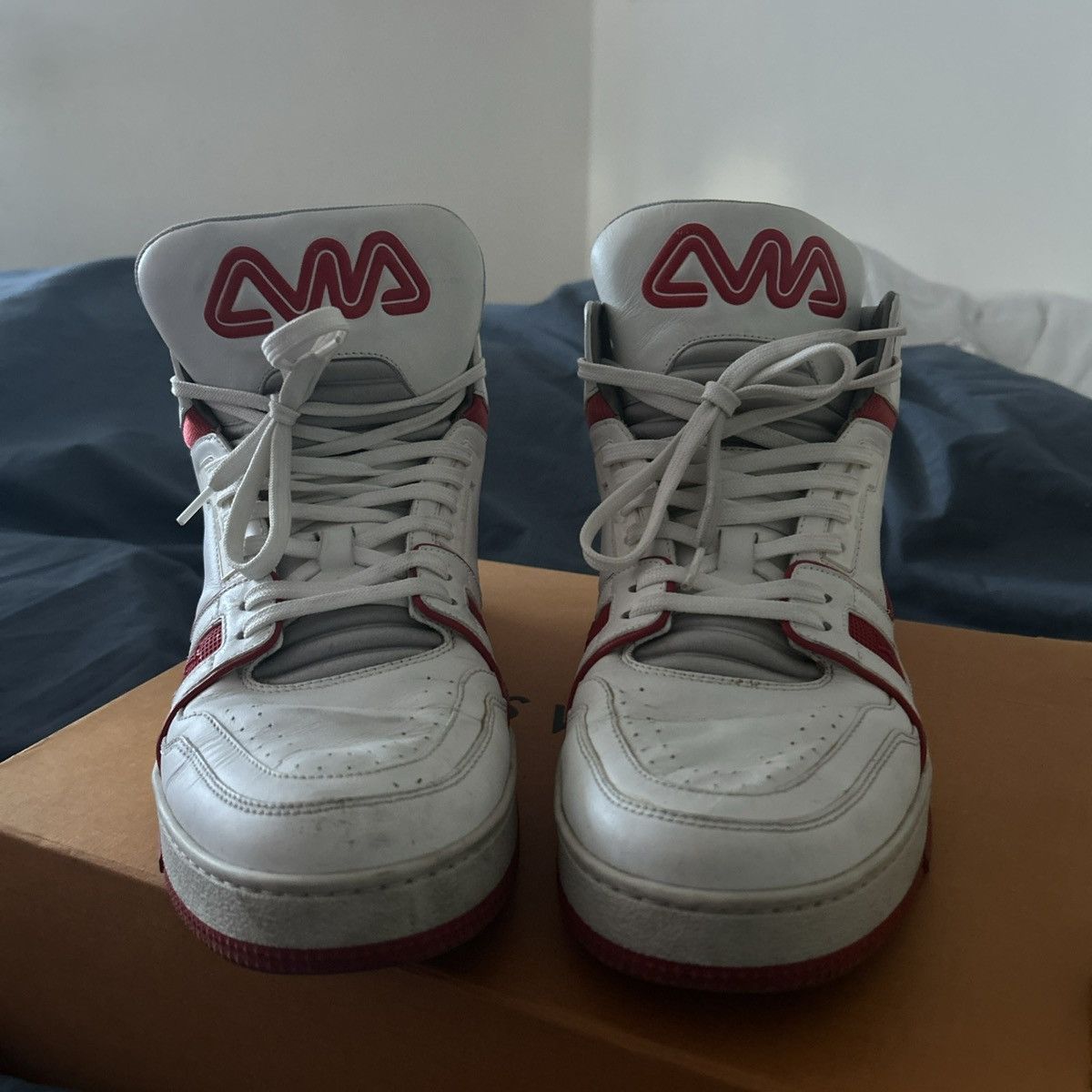 Louis Vuitton Louis Vuitton Trainer Sneaker Hi-Top Size US 9.5 / EU 42-43 - 2 Thumbnail