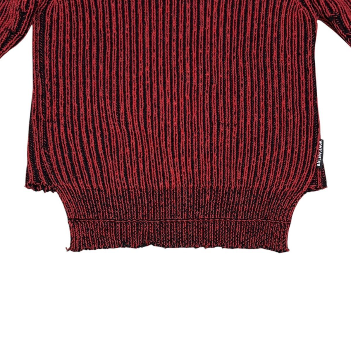 Balenciaga PRE-FALL 2018 BALENCIAGA BY DEMNA OVERSIZED KNIT RED Size S / US 4 / IT 40 - 8 Thumbnail