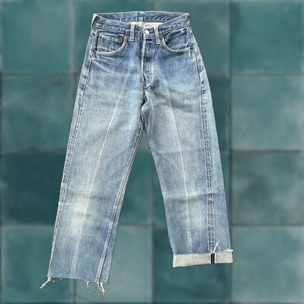 Levi's VINTAGE Levi's 501 XX Jeans Mens Denim 5-Pocket 1960s 60s Redline Capris 25x24 Blue Dark Wash Size US 26 / EU 42 - 1 Thumbnail