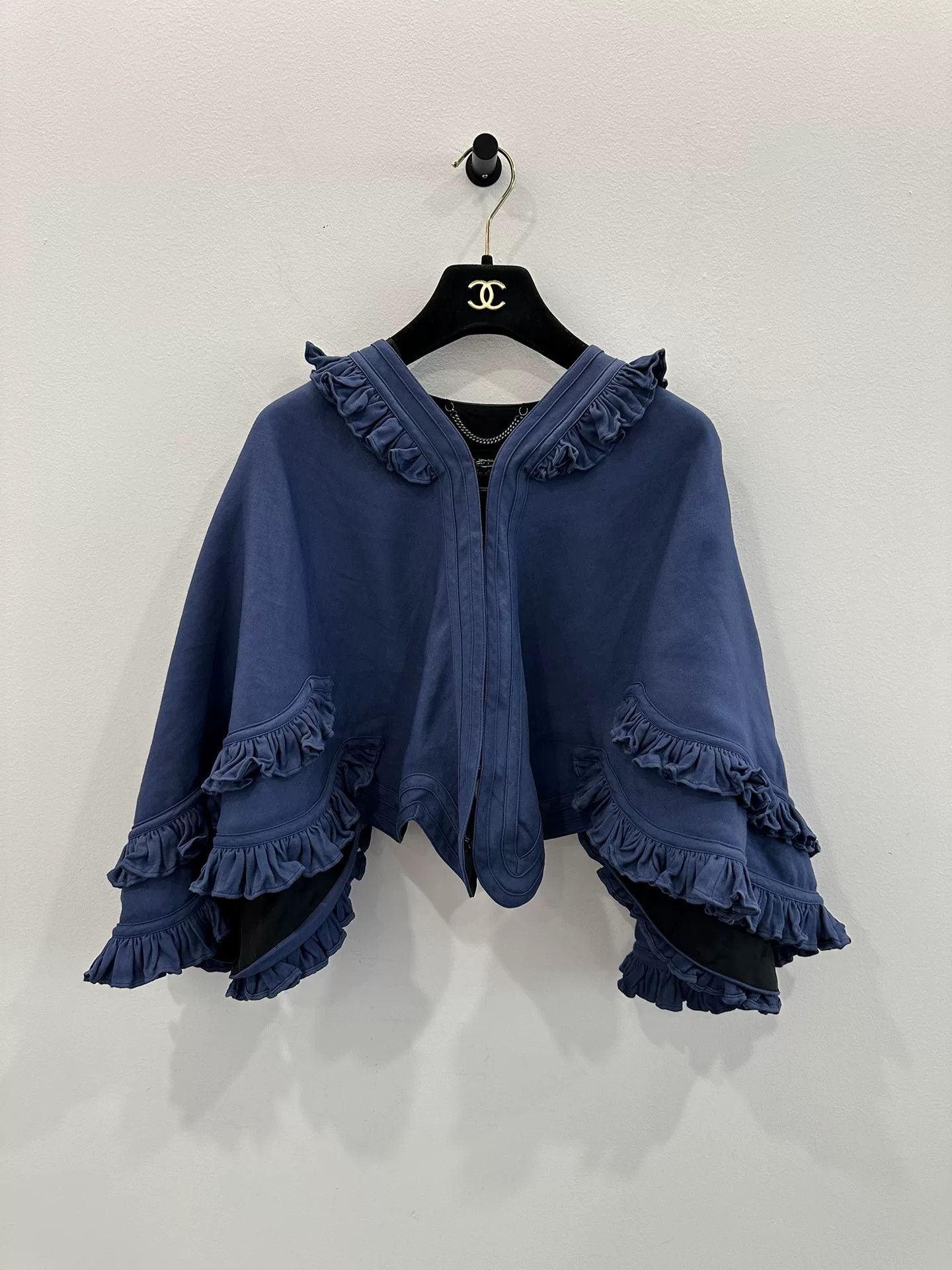 Burberry Burberry Blue Floral Print Cape Coat Size M / US 6-8 / IT 42-44 - 1 Thumbnail