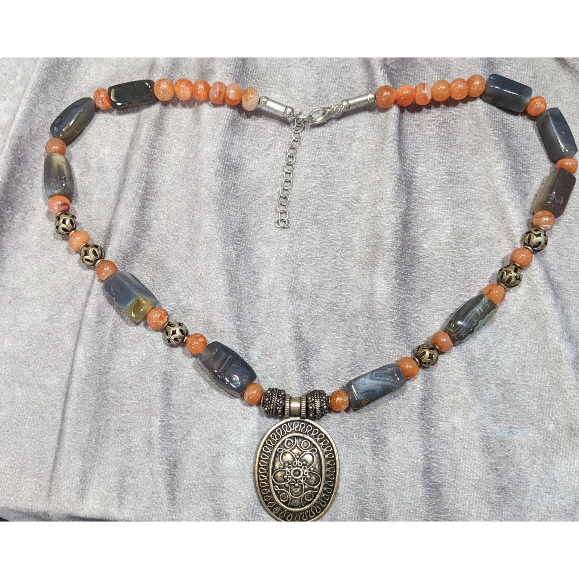 Handmade Vintage Handcrafted Bohemian Agate And Carnelian Necklace Wi Size ONE SIZE - 6 Thumbnail