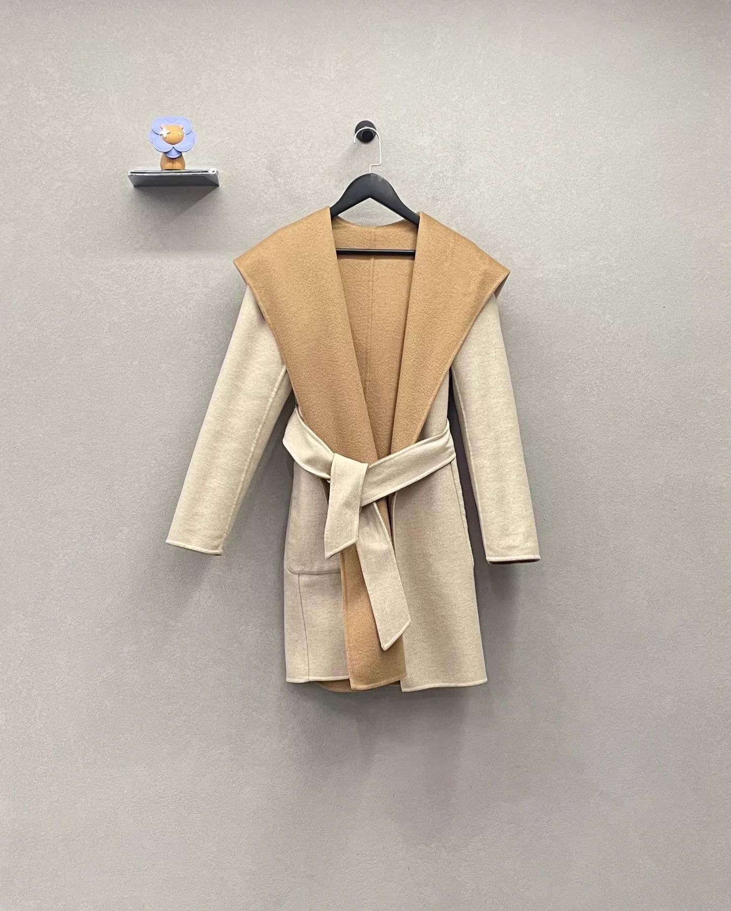 Max Mara Max Mara Classic Wool Double-Faced Camel Colorblock Coat 34 Size XS / US 0-2 / IT 36-38 - 7 Thumbnail