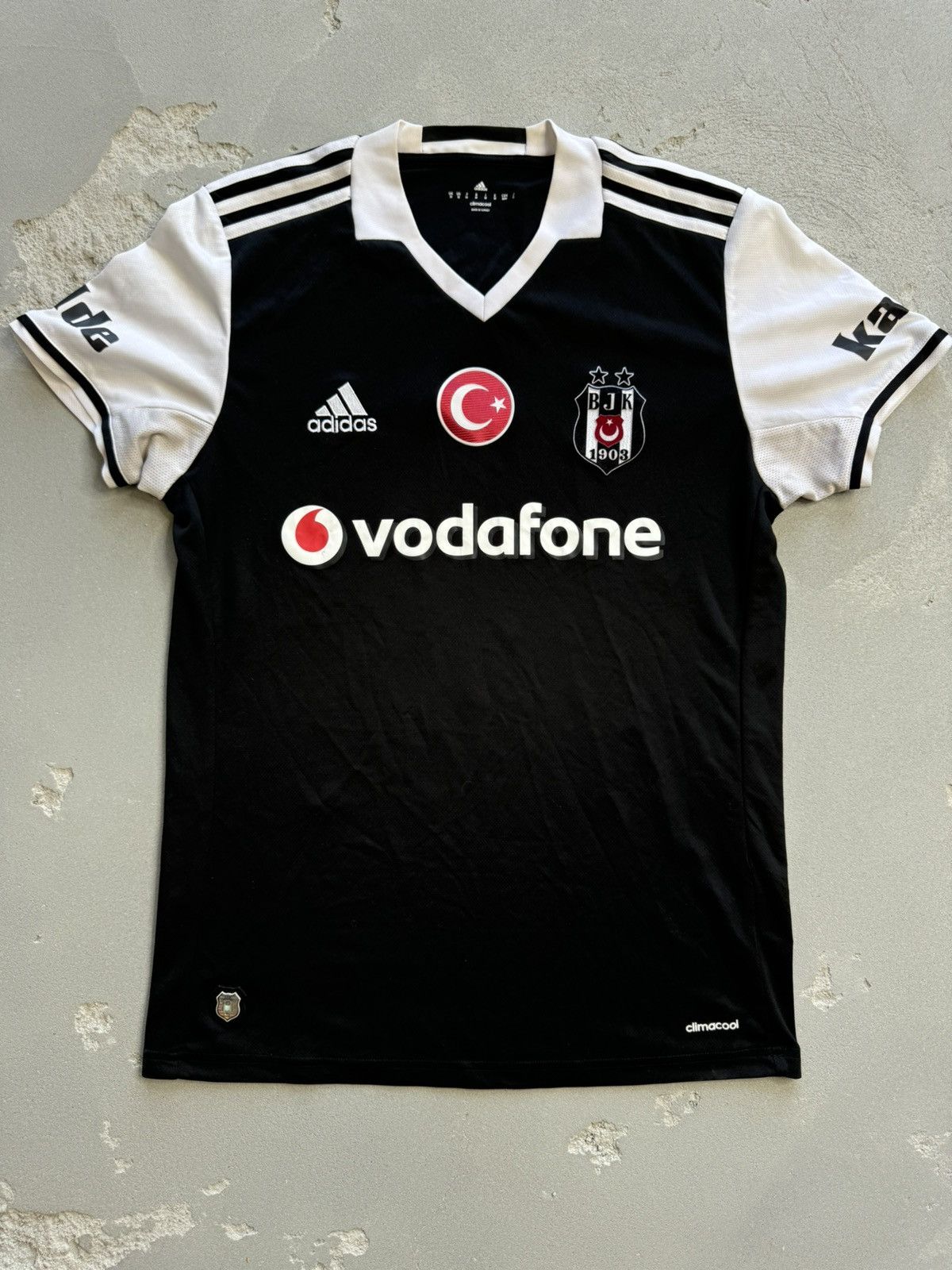 Adidas Adidas FC Besiktas 2016/17 Away Football Shirt Size US M / EU 48-50 / 2 - 1 Thumbnail