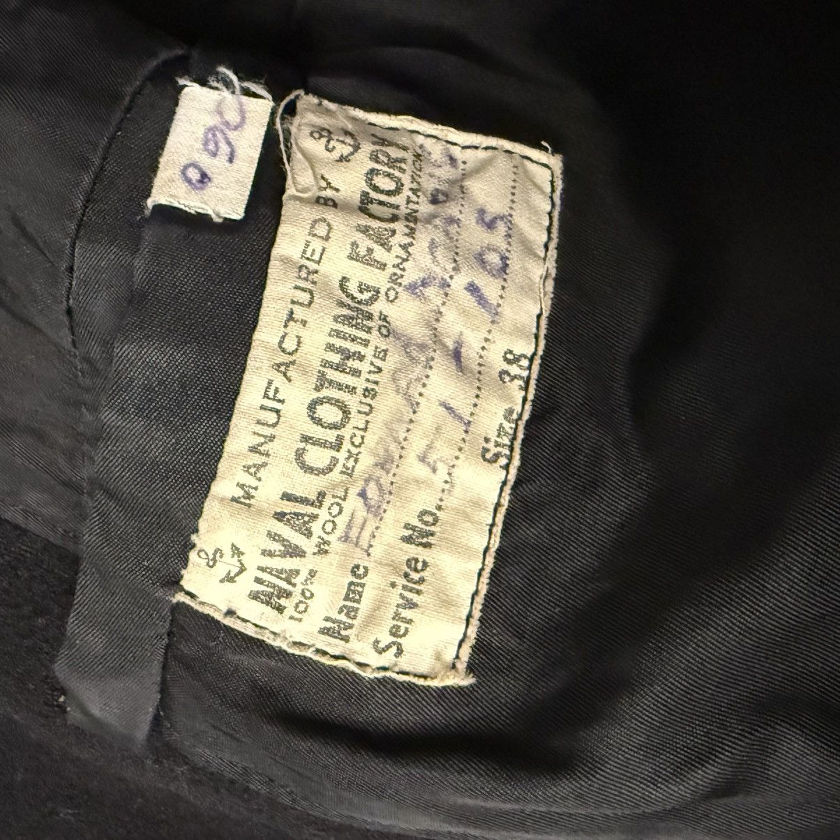 Vintage Vintage Naval Clothing Factory Pea Coat Mens 38 Wool WWII WW Size US M / EU 48-50 / 2 - 13 Thumbnail