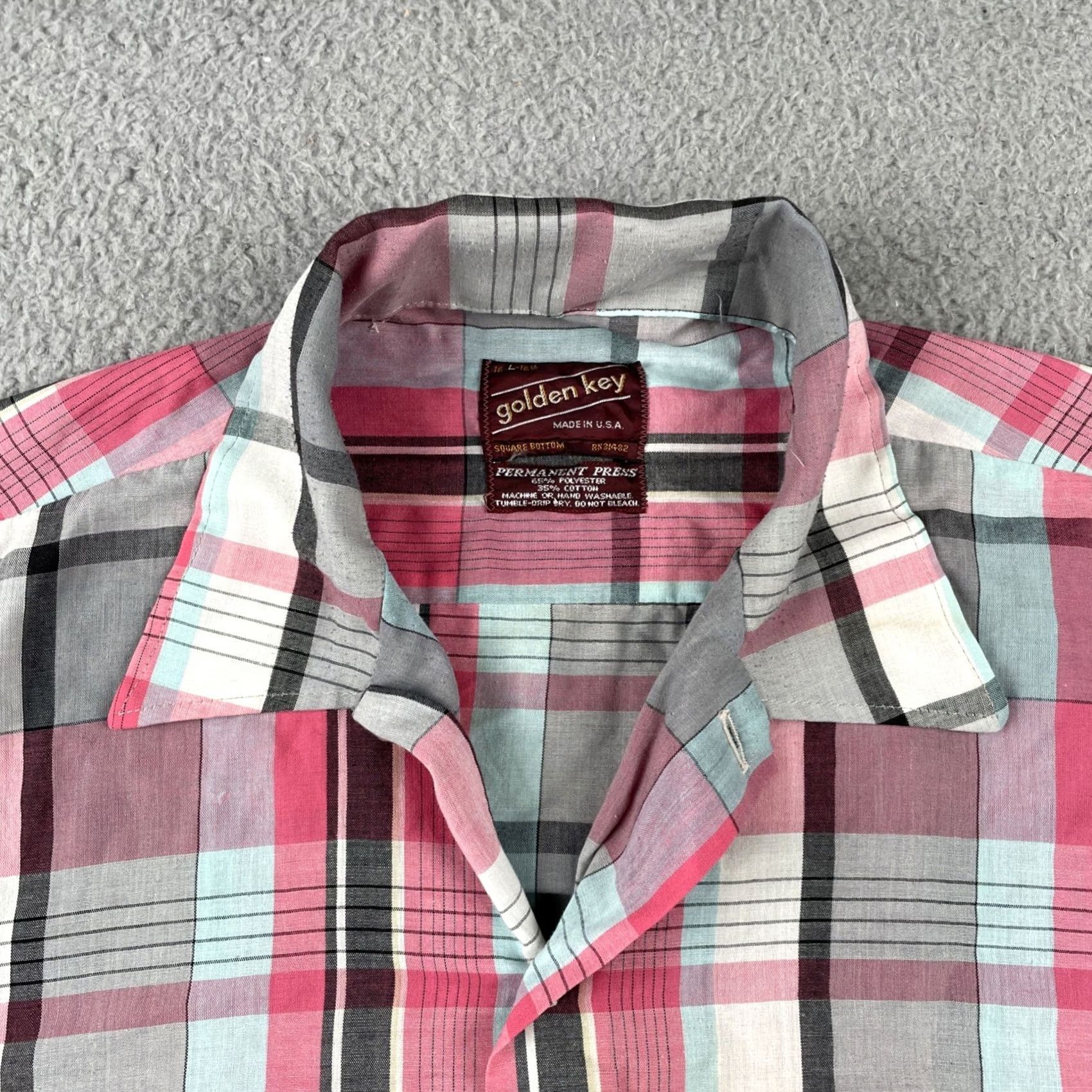 Vintage VINTAGE Golden Key Shirt Button-Up Plaid Short Sleeve Blue Pink USA Mens Large Shirt Size US L / EU 52-54 / 3 - 2 Thumbnail