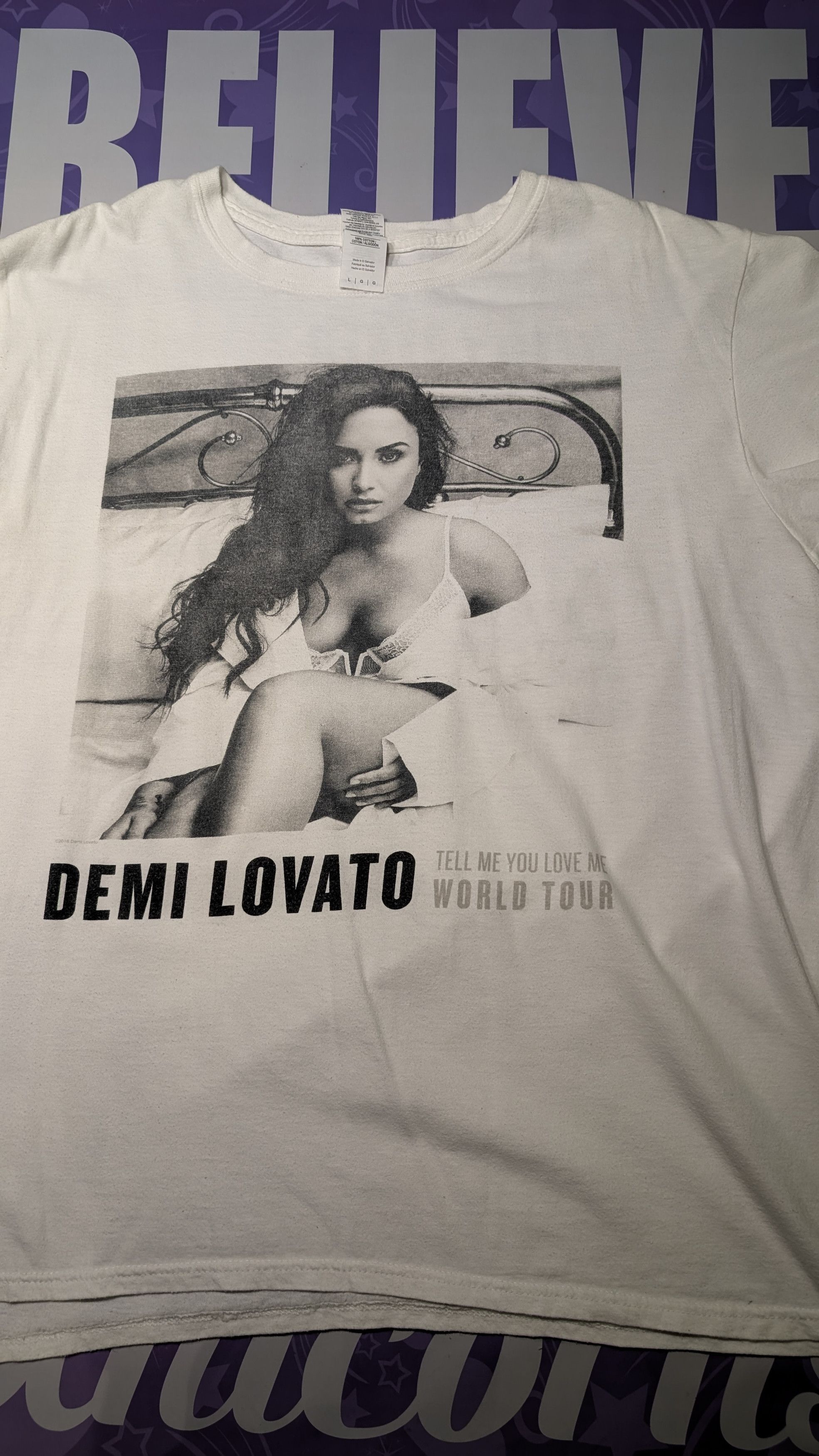 Vintage Demi Lovato World Tour T-Shirt Size US L / EU 52-54 / 3 - 1 Thumbnail