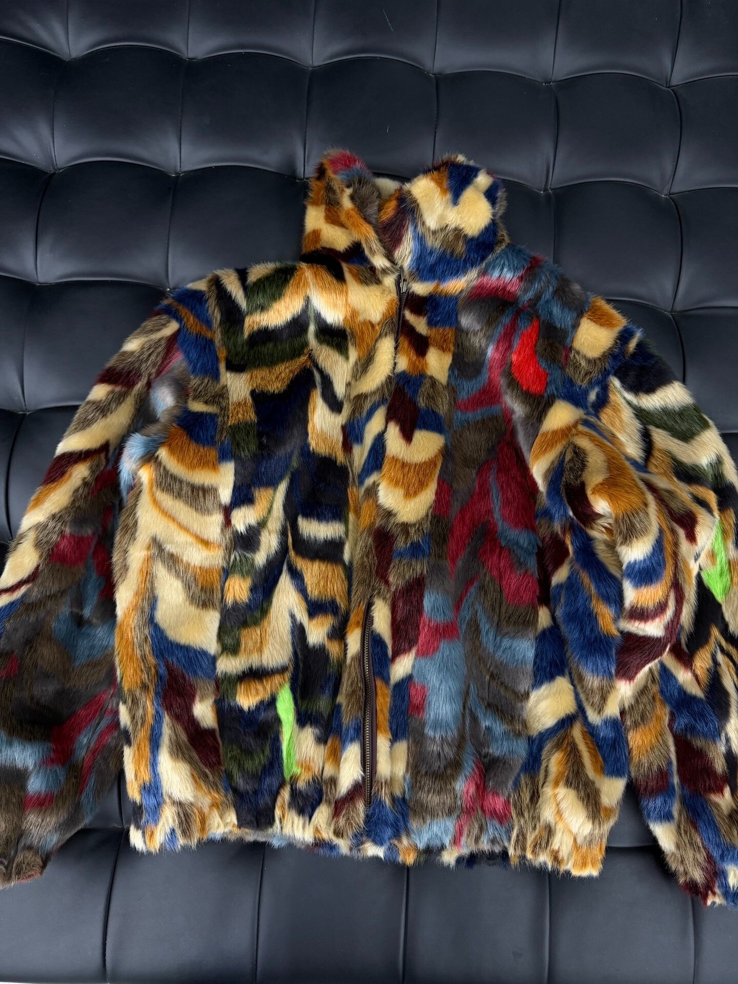 Supreme Supreme FW22 Fur Jacket Size L Size US L / EU 52-54 / 3 - 1 Thumbnail
