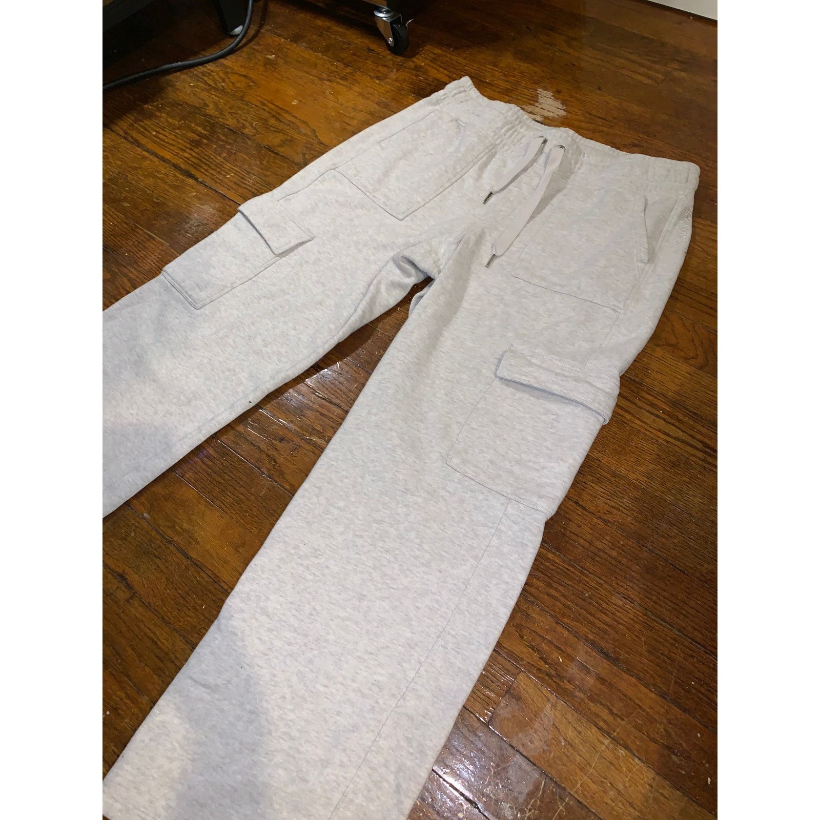 Calvin Klein Calvin Klein Cargo Sweatpants Mens Large Light Grey Size US 32 / EU 48 - 4 Thumbnail
