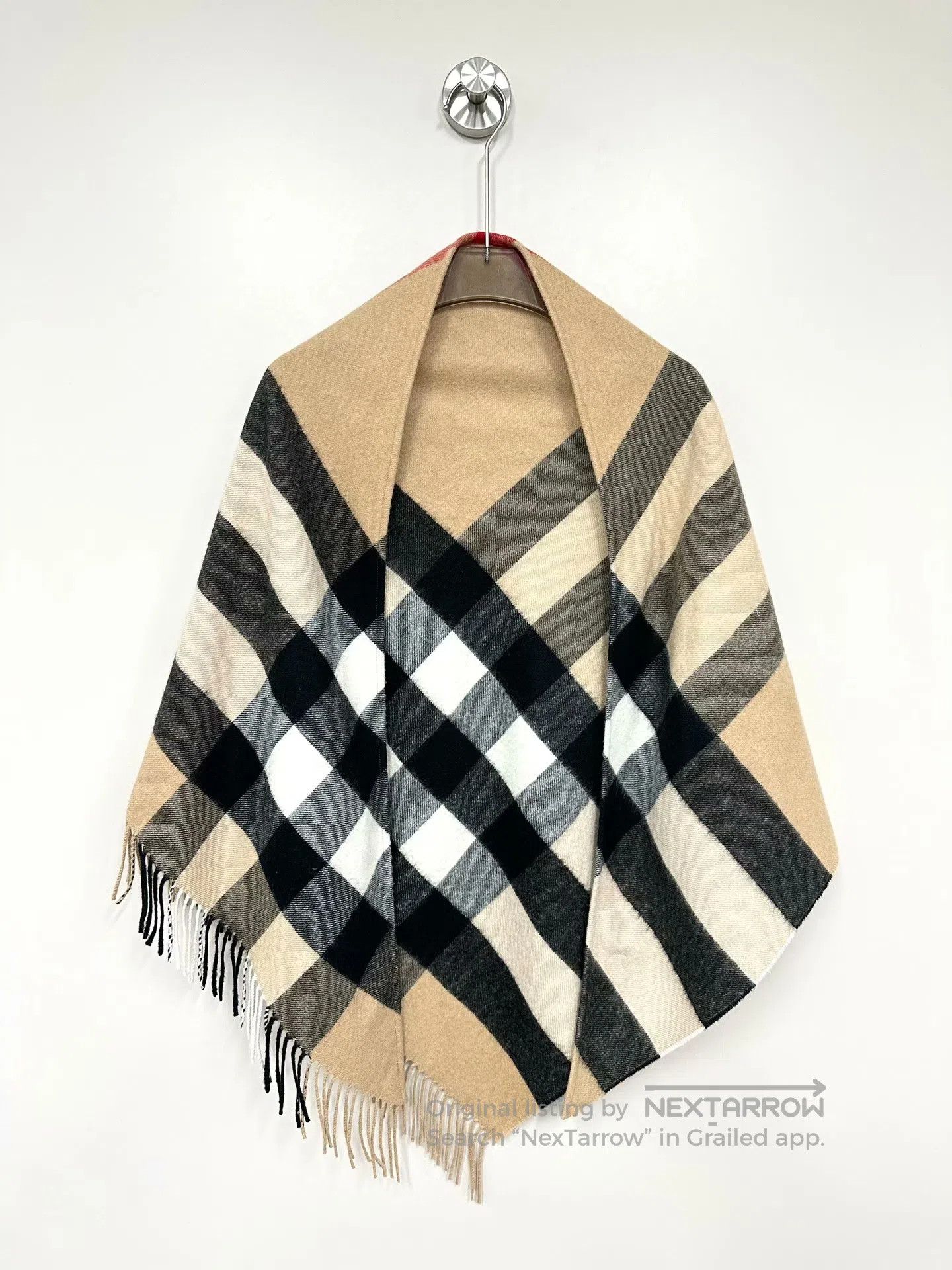 Burberry Burberry size F Khaki Classic Plaid Cashmere Triangular Sh Size S / US 4 / IT 40 - 1 Thumbnail