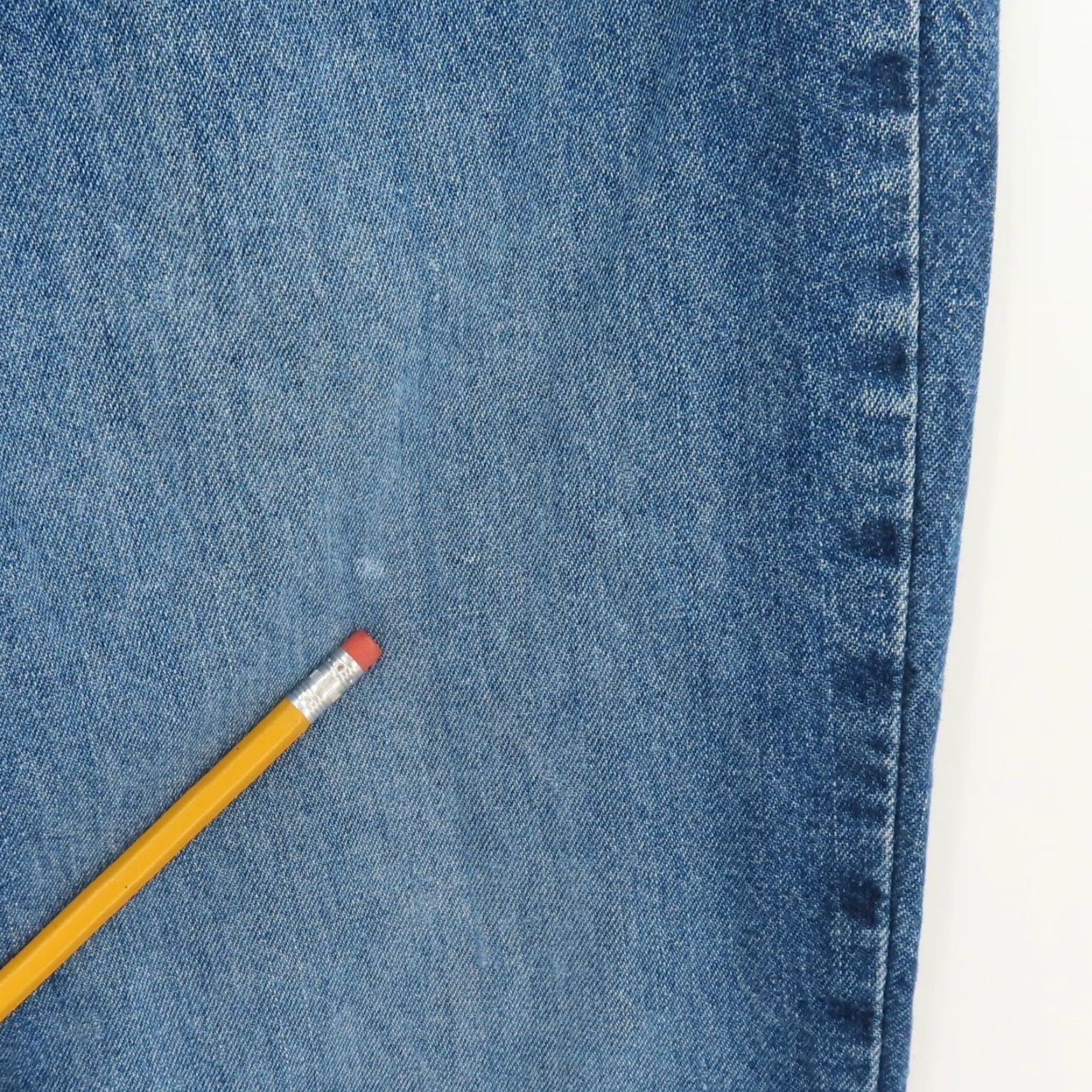 Vintage VINTAGE Paris Blues Jeans Bootcut Junior's 7 Womens Blue Denim 5-Pocket Rise 8" Inseam 31" Y2K 2000s Cleared Hem Raw Waist Low Rise Size 28" / US 6 / IT 42 - 4 Thumbnail