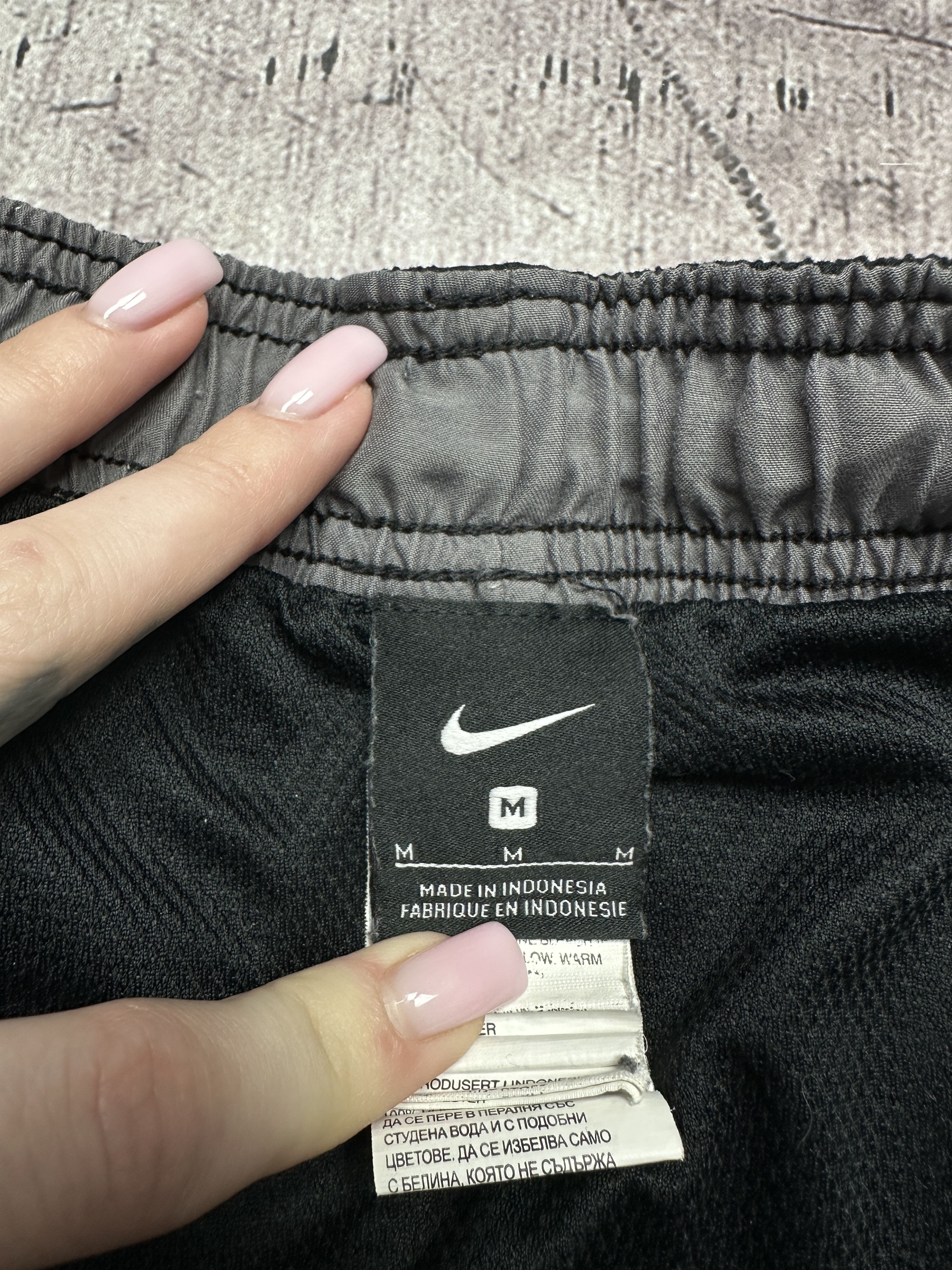 Nike Nike Mens Nylon Shorts Size US 32 / EU 48 - 5 Thumbnail