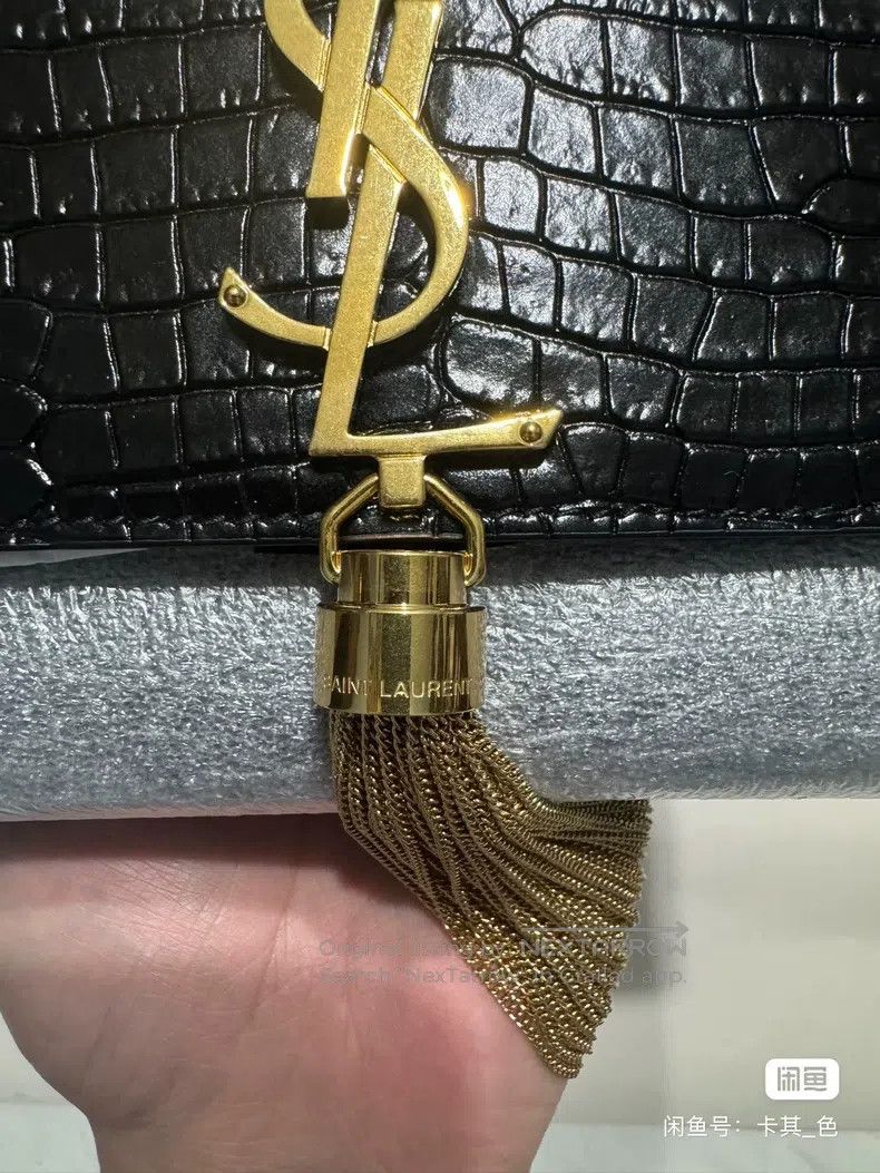 Saint Laurent Paris Saint Laurent Paris Fringed Embossed Chain Bag Crossbody Size ONE SIZE - 3 Thumbnail