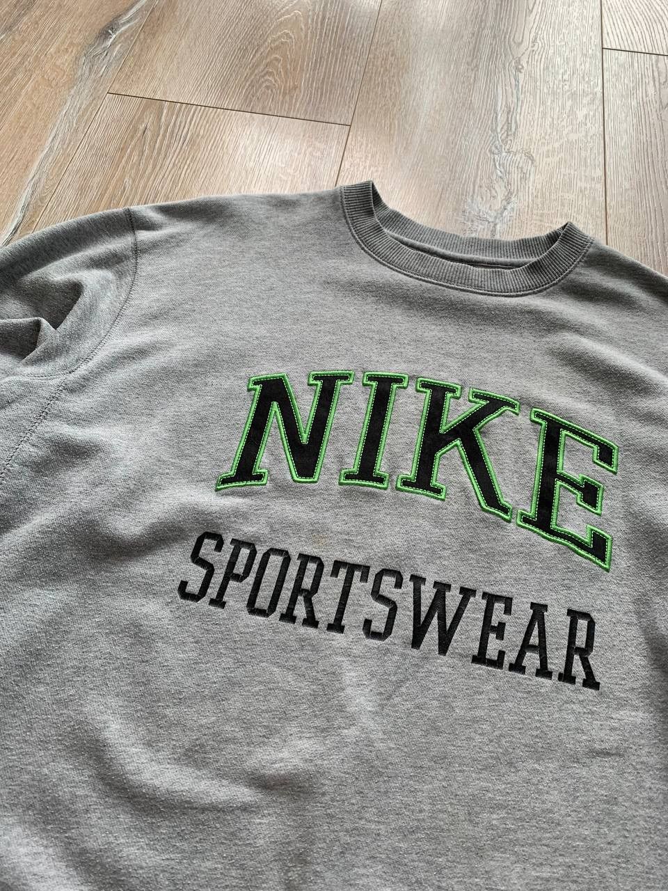 Nike × Vintage Nike vintage crewneck sweatshirt 00s y2k Size US XL / EU 56 / 4 - 9 Thumbnail