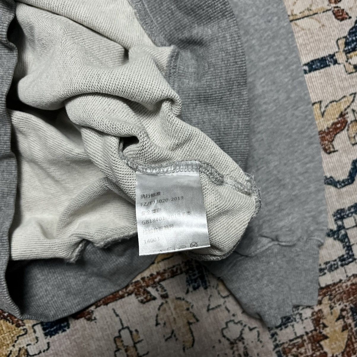 Japanese Brand Japanese Brand Simple Emboss Single Pocket Sweatshirt Size US XXL / EU 58 / 5 - 6 Thumbnail