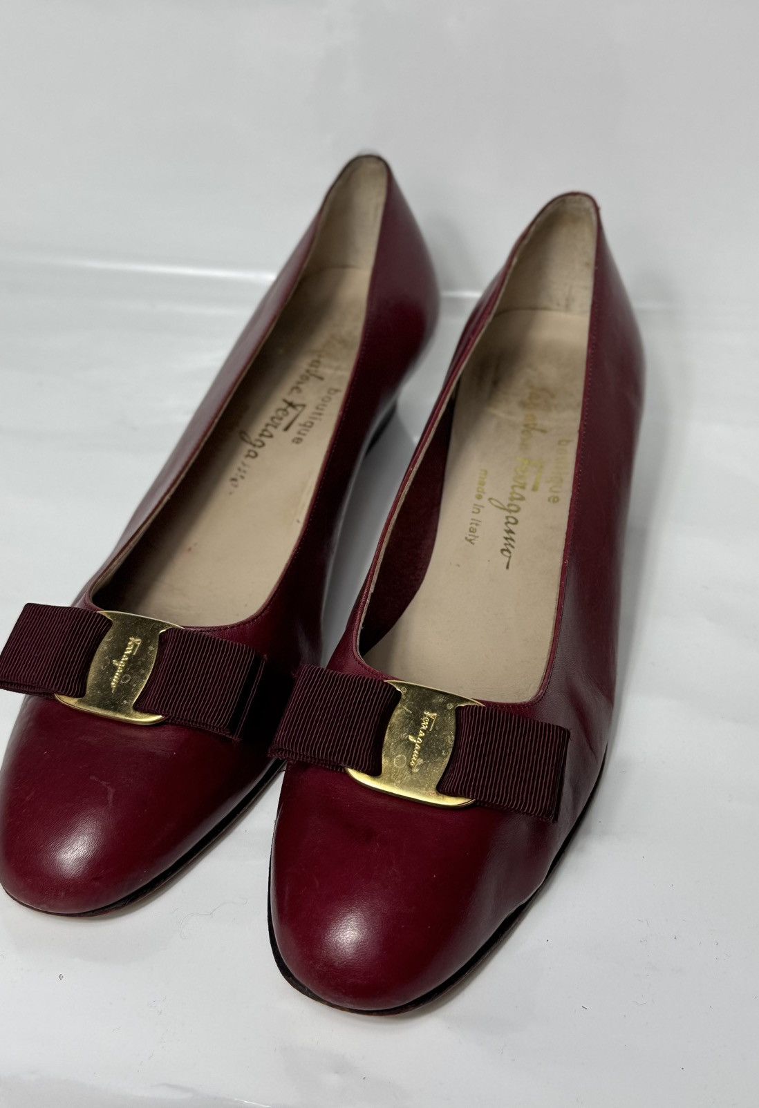 Salvatore Ferragamo Salvatore Ferragamo Women’s Shoes Herl Leather Size 9.5 Size US 9.5 / IT 39.5 - 7 Thumbnail