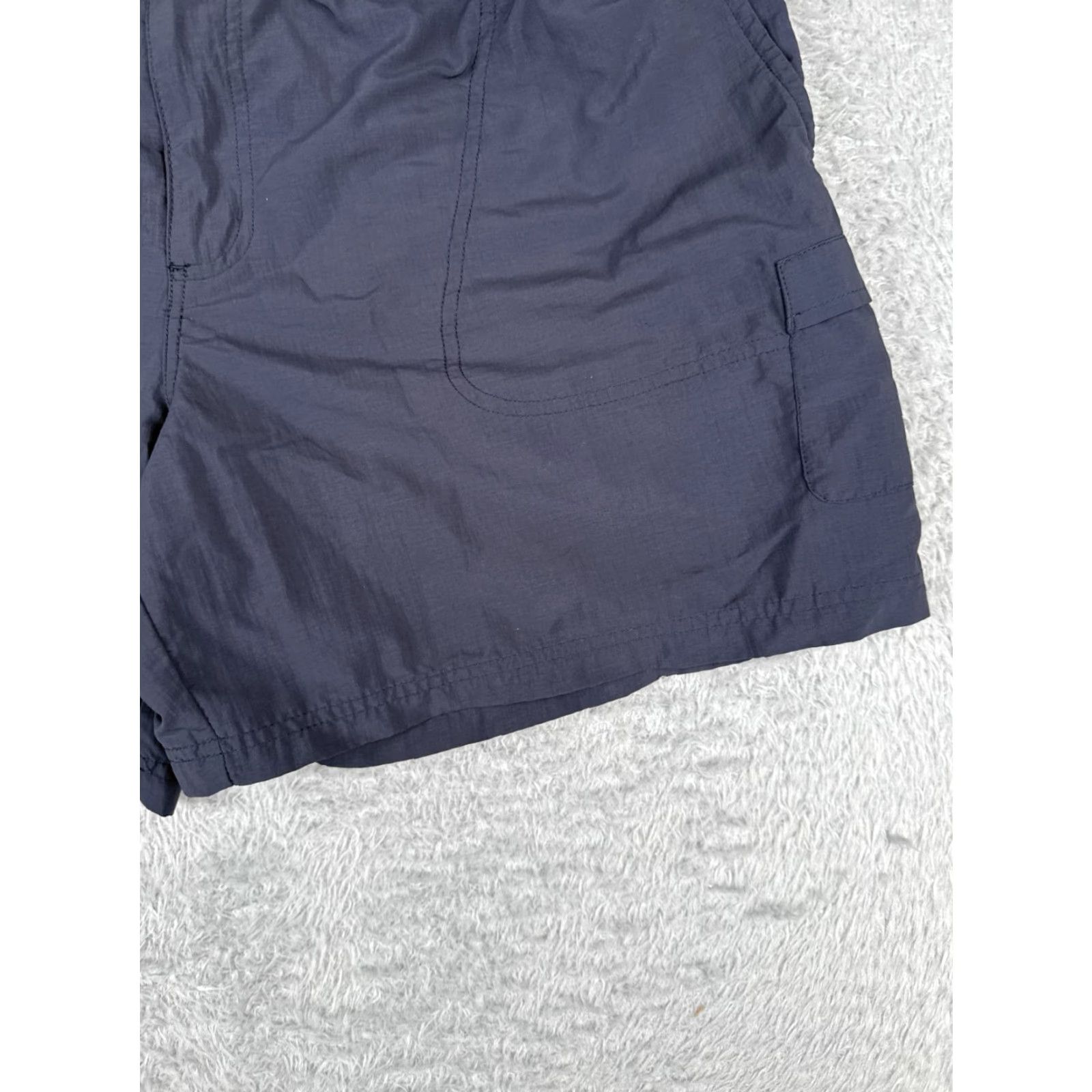 Vintage VINTAGE Columbia Shorts Men Blue Nylon Elastic Waist Zipper Pocket 6" Inseam 38 in Waist Regular Size US 33 - 2 Thumbnail