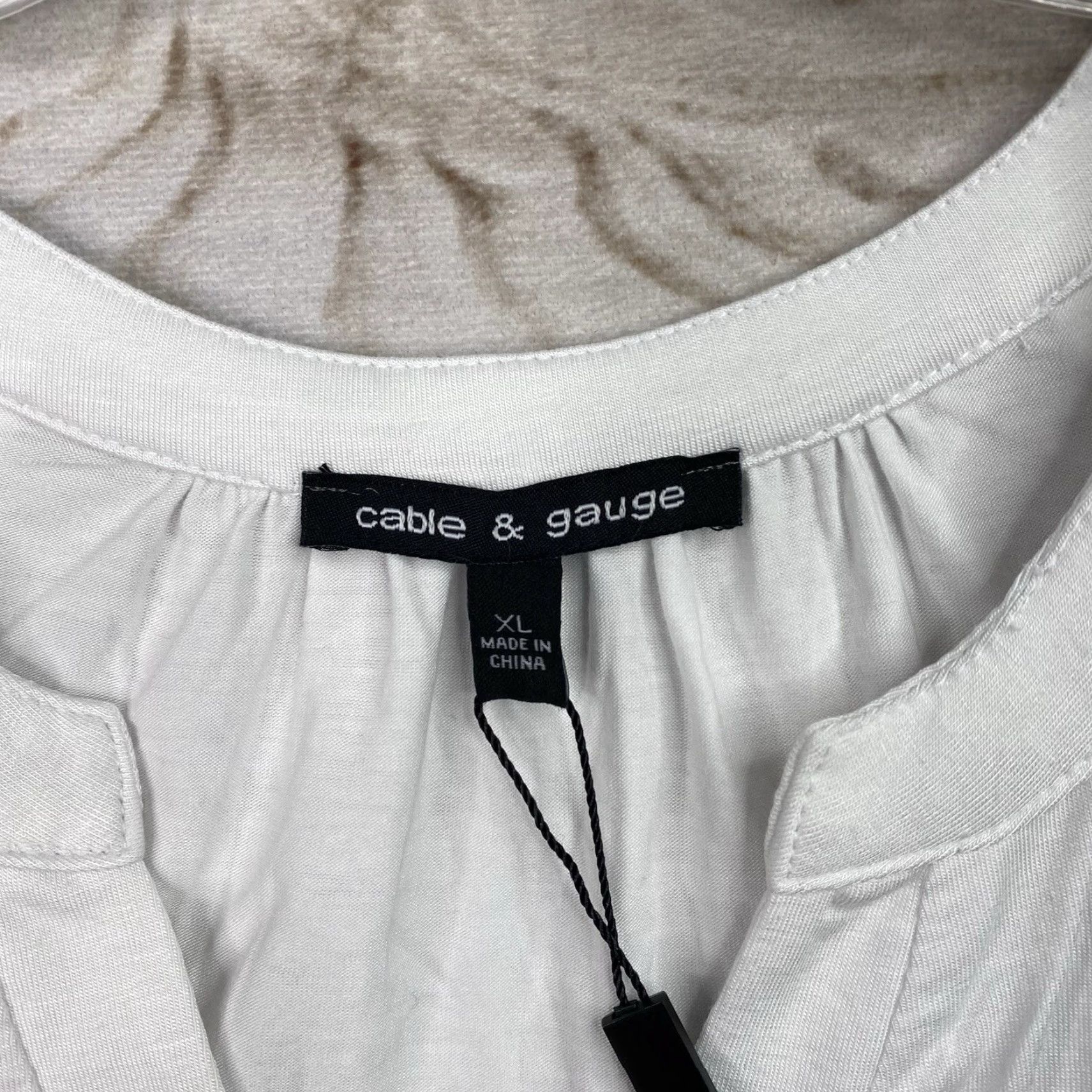Vintage Cable & Gauge Top Womens XL Sleeveless White V-Neck High Low Hem Stretch NWT Shirt Size XL / US 12-14 / IT 48-50 - 3 Thumbnail