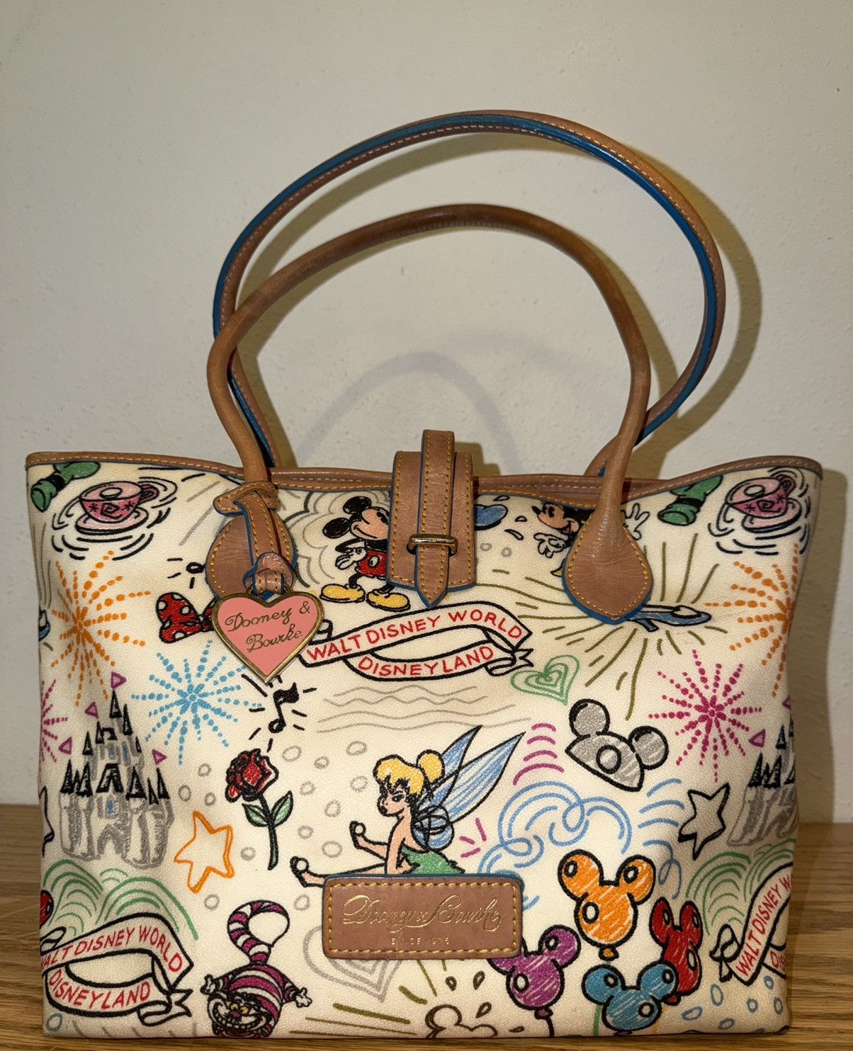 Dooney & Bourke Dooney & Bourke Disney Parks Sketch 1st Generation Tote bag Size ONE SIZE - 1 Thumbnail
