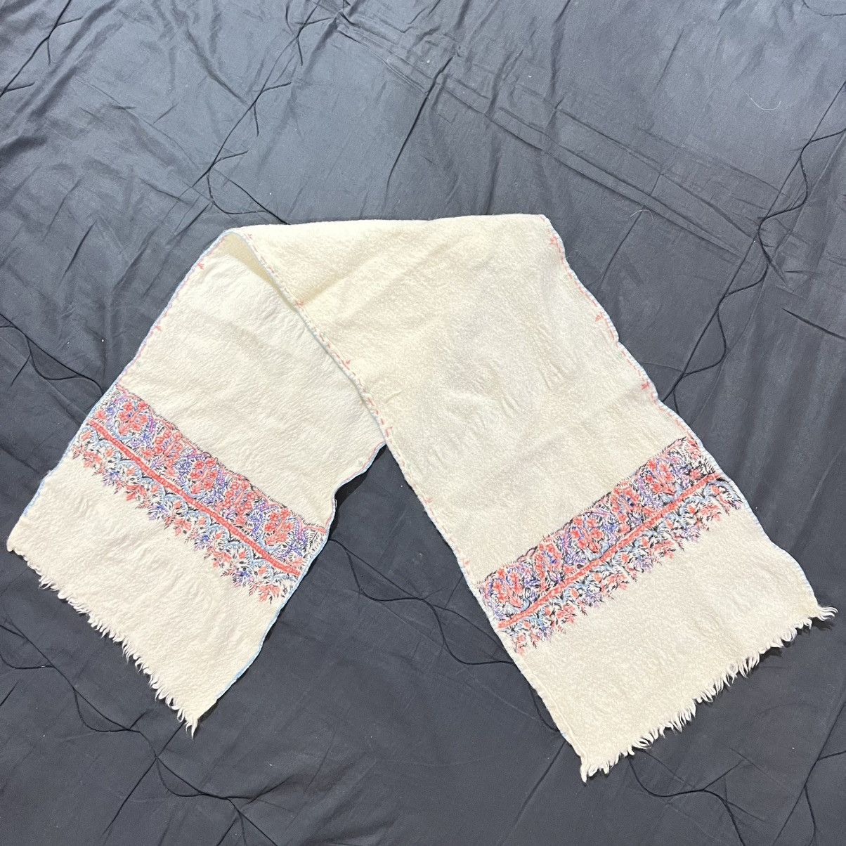 Vintage Vtg Cashmere Scarf / Muffler / Neckwear Size ONE SIZE - 1 Thumbnail