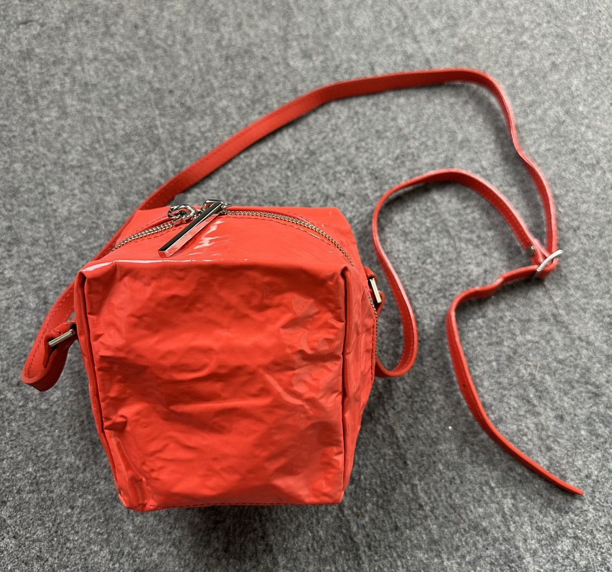 Pleats Please Issey Miyake Issey Miyake - Pleats Please Clay Like-pot Square Crossbody Size ONE SIZE - 4 Thumbnail
