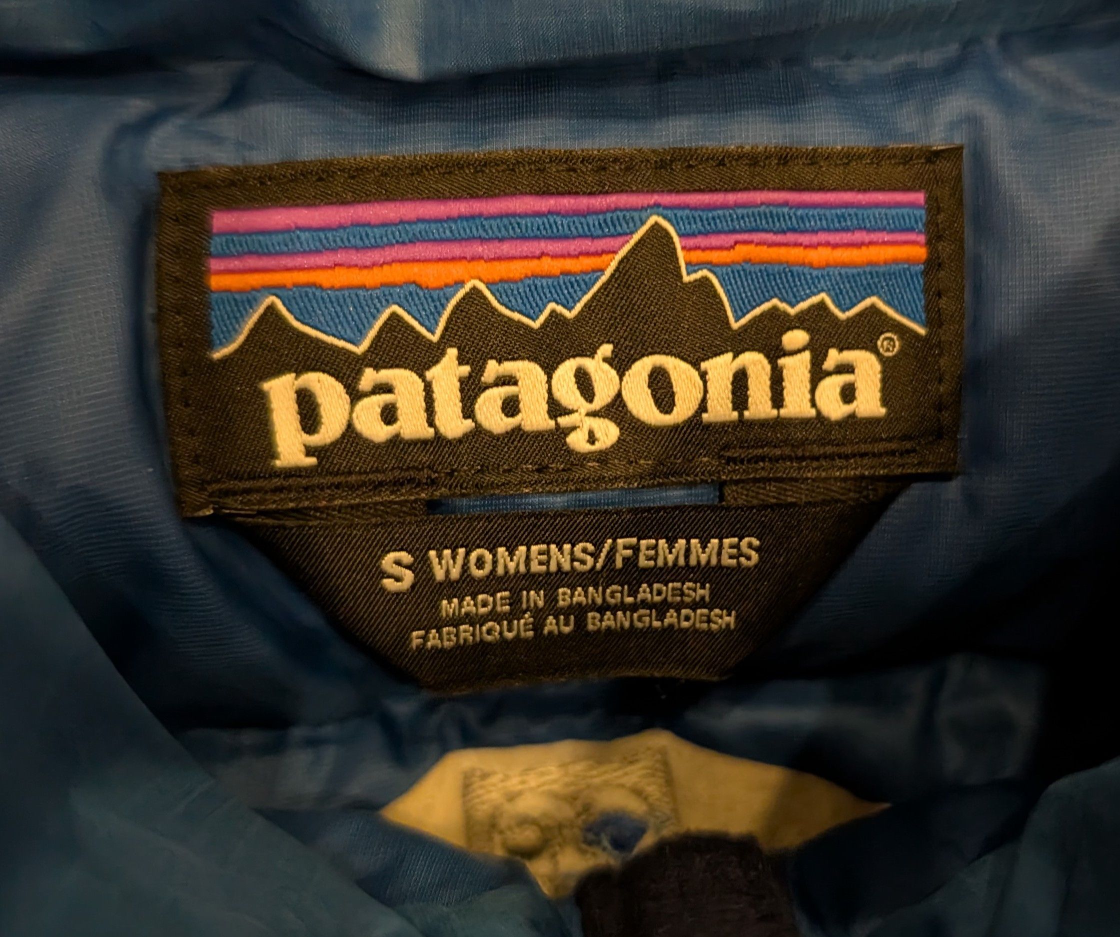 Patagonia Patagonia Down Sweater Jacket *Embroidered Size S / US 4 / IT 40 - 3 Thumbnail